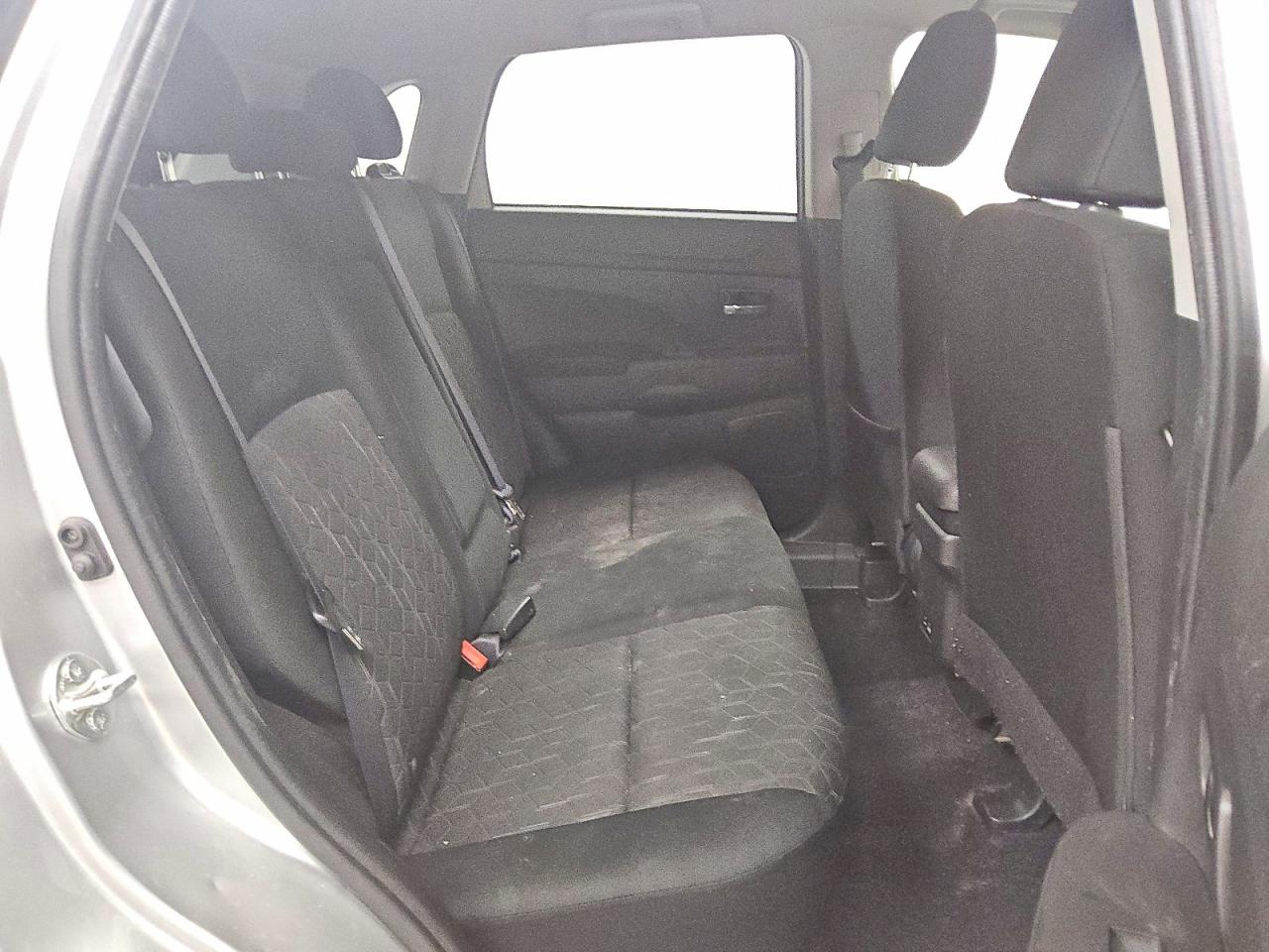 Mitsubishi Outlander S