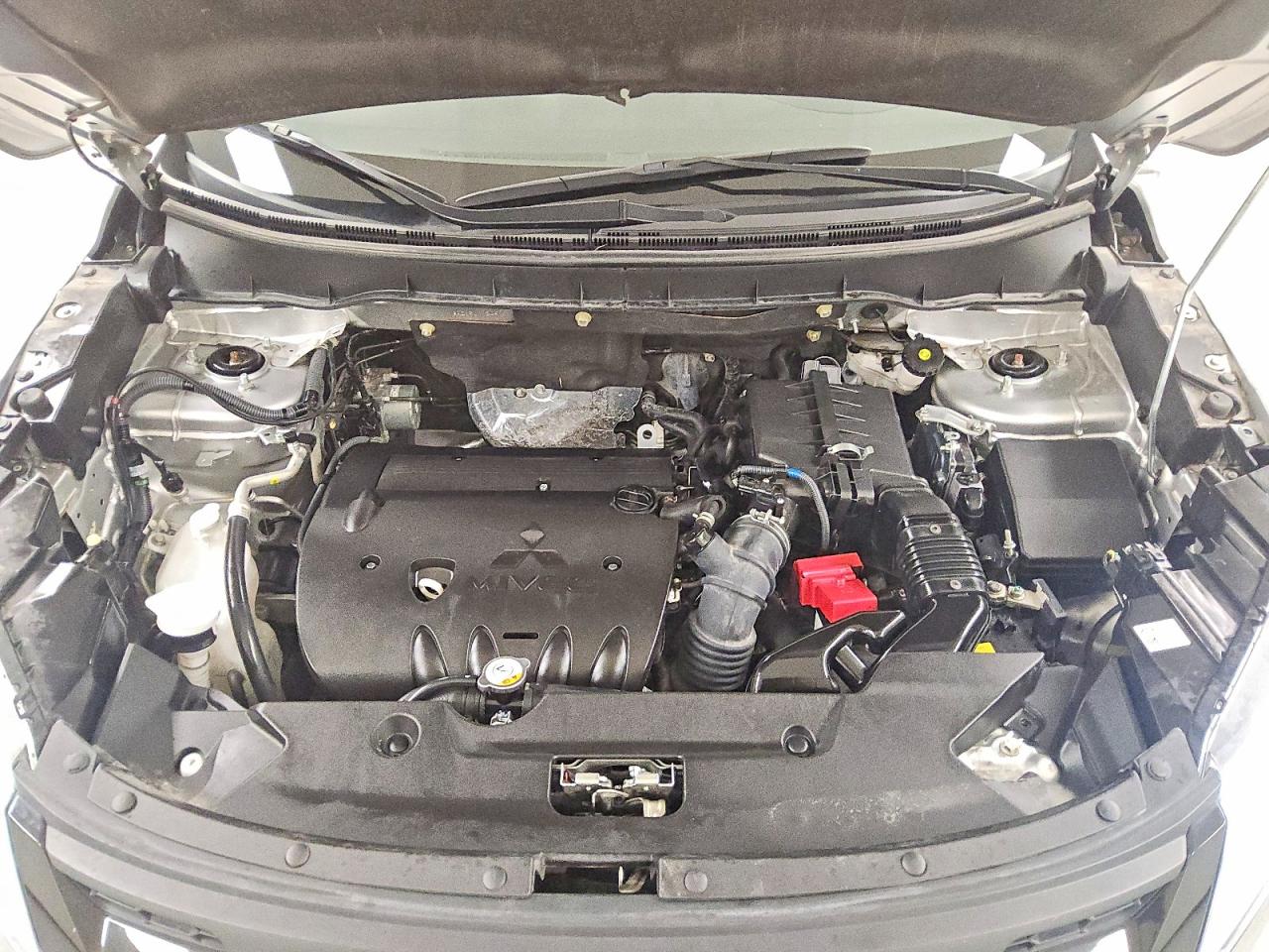 Mitsubishi Outlander S