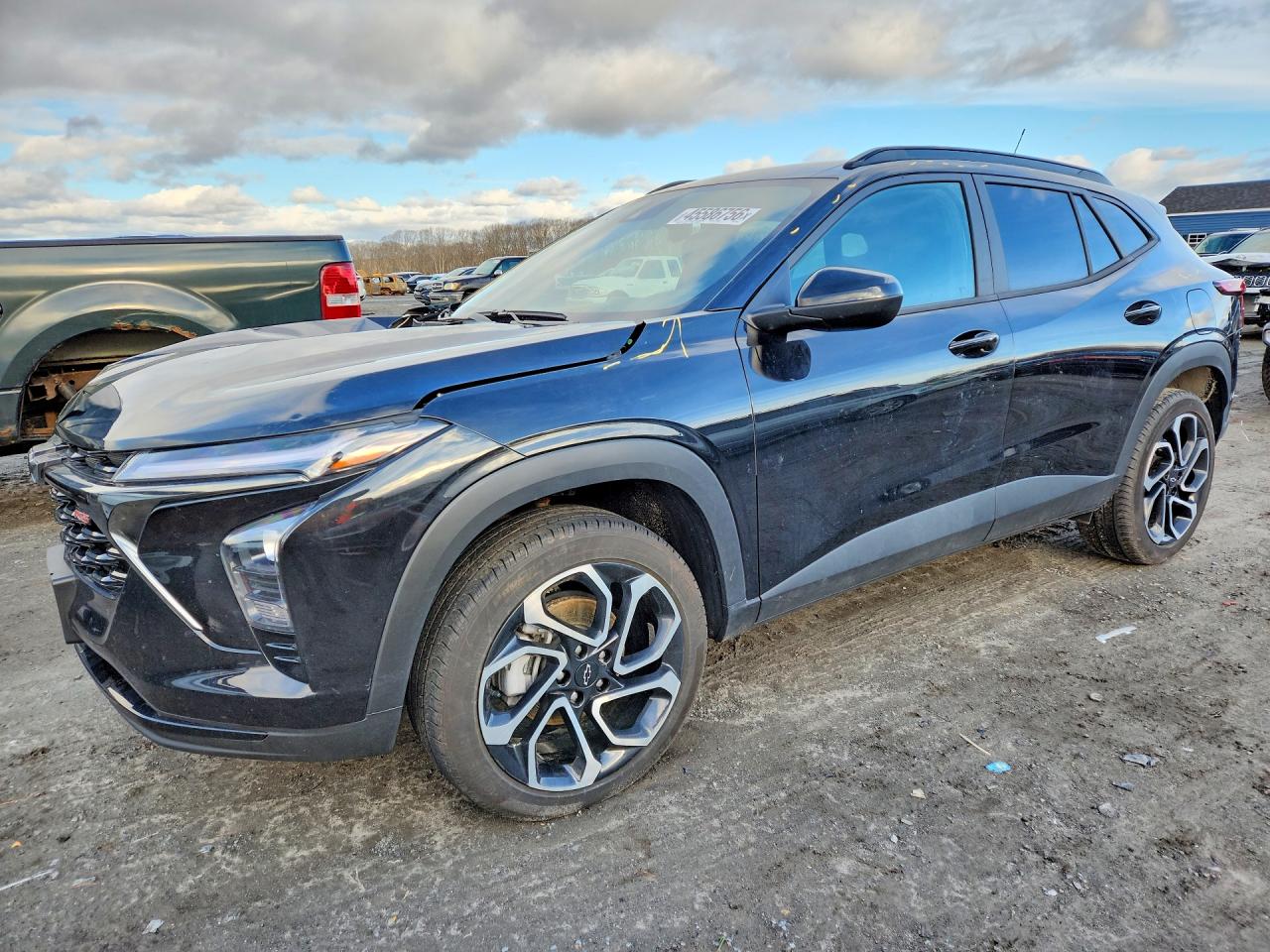 Salvage Chevrolet Trax Image