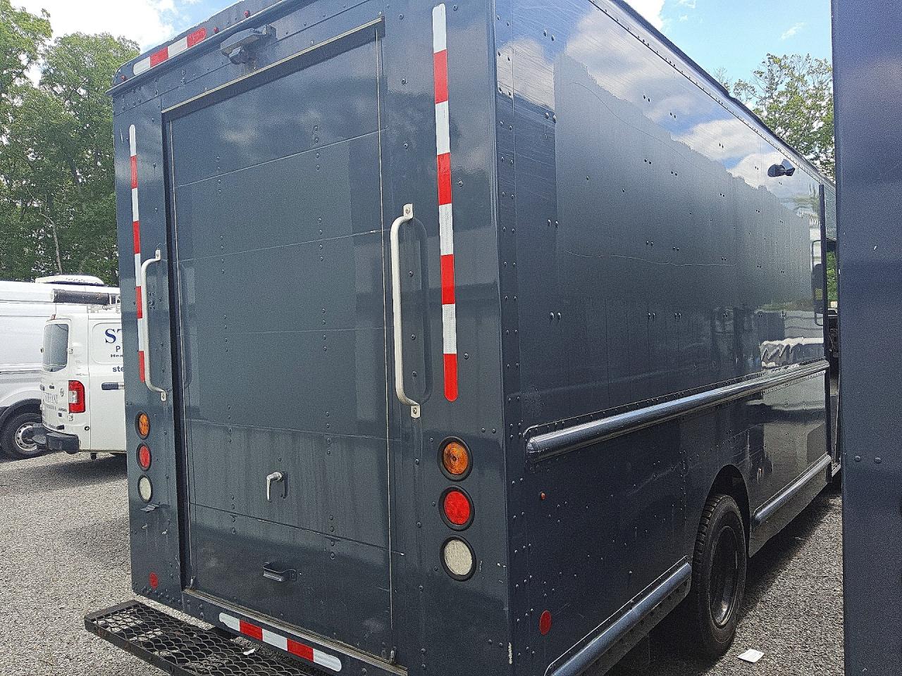 Freightliner Chassis M Line Walk-in Van
