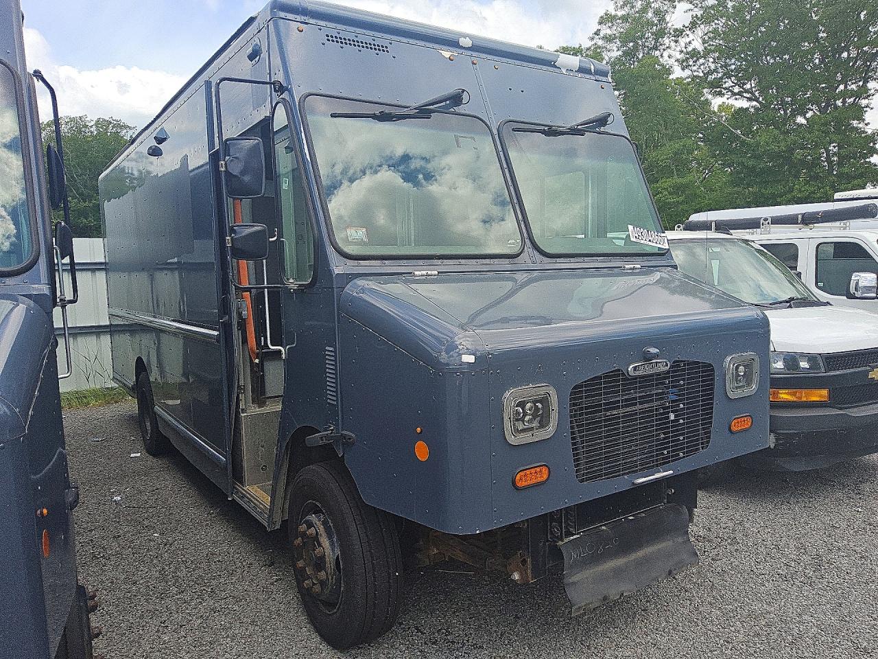Freightliner Chassis M Line Walk-in Van