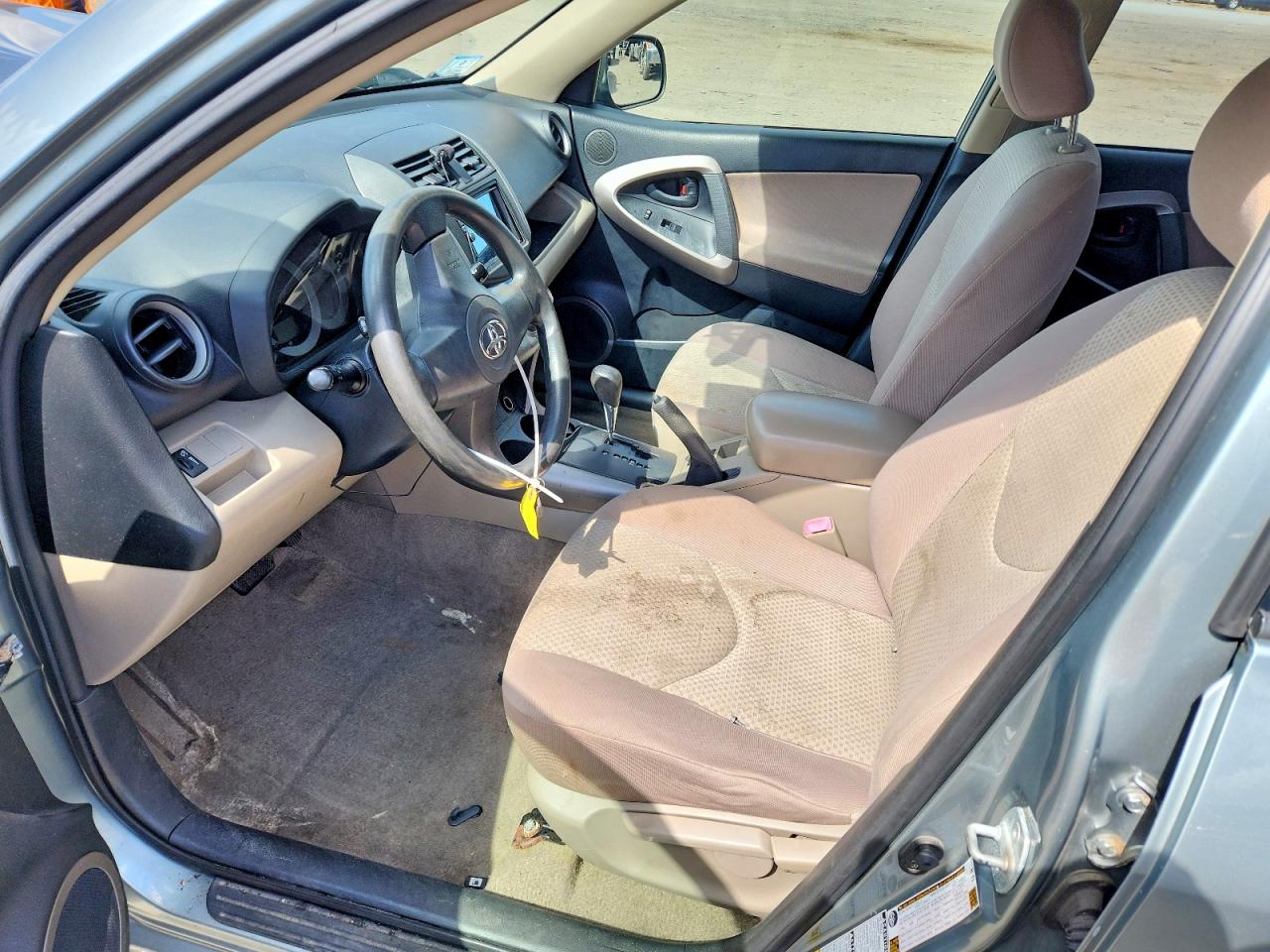 Toyota RAV4 Base