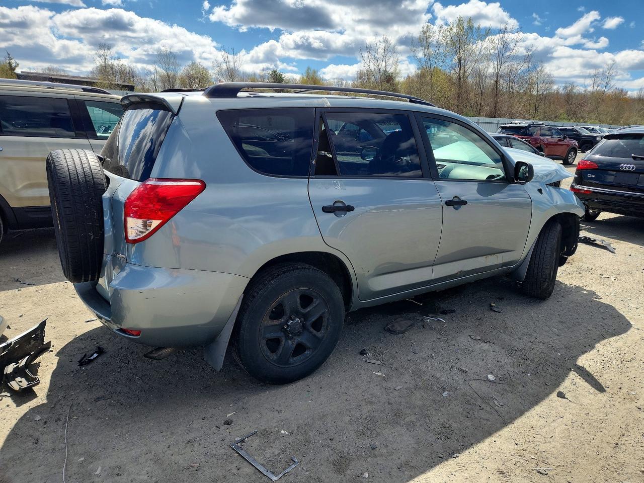 Toyota RAV4 Base