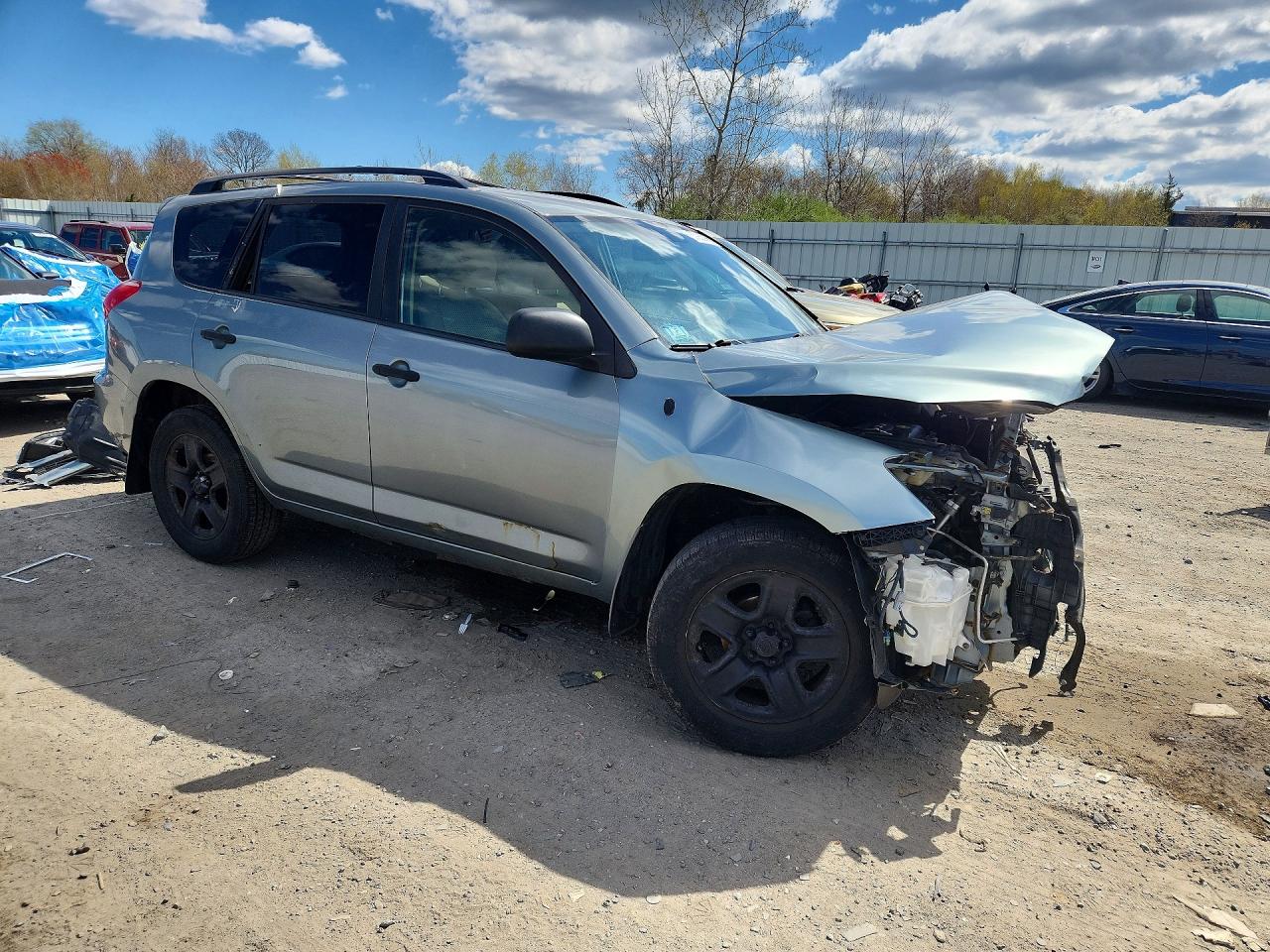 Toyota RAV4 Base