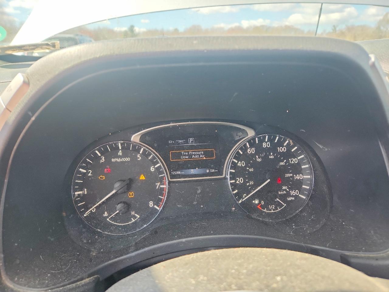 Nissan Pathfinder S
