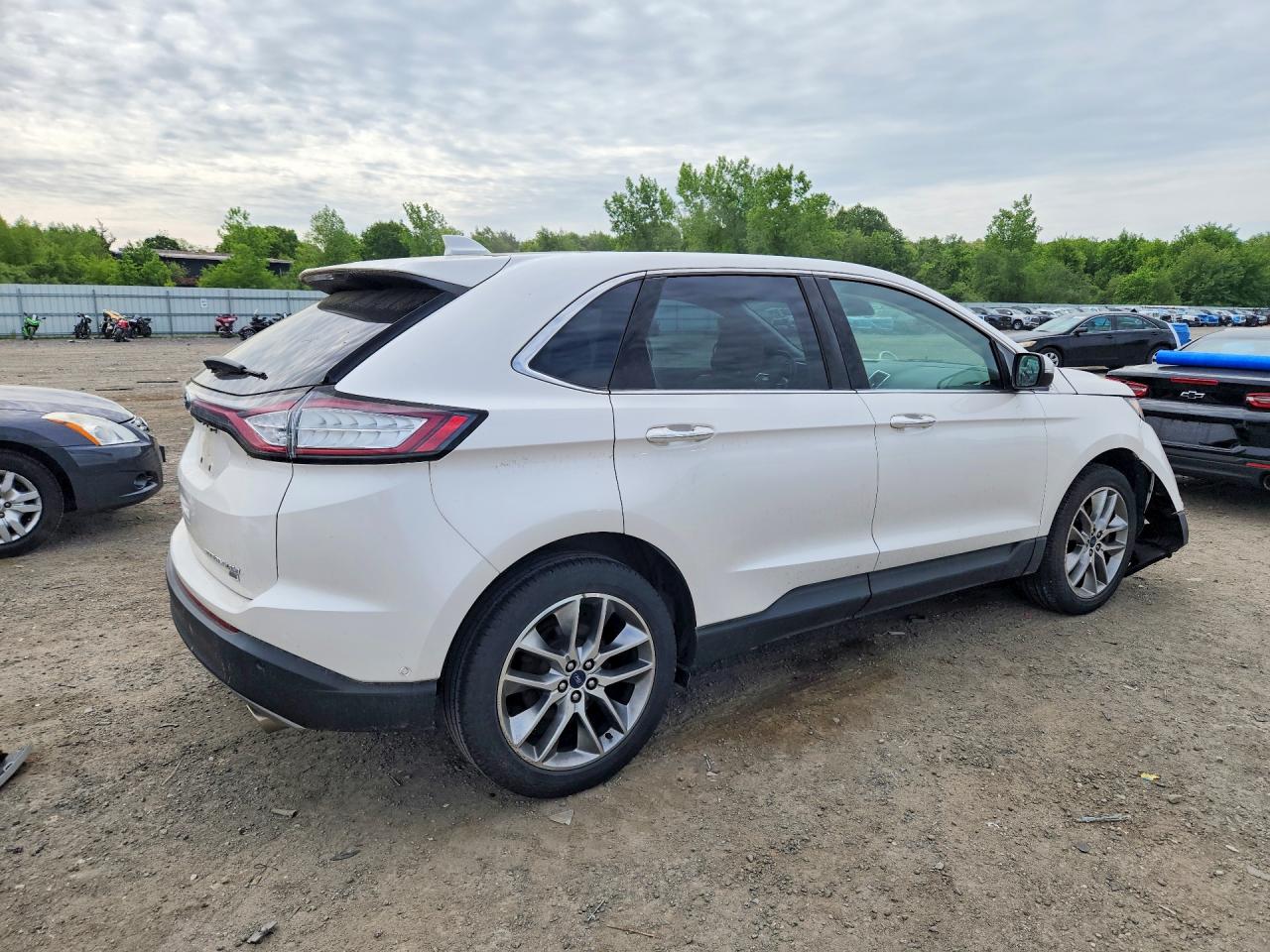 Ford Edge Titanium