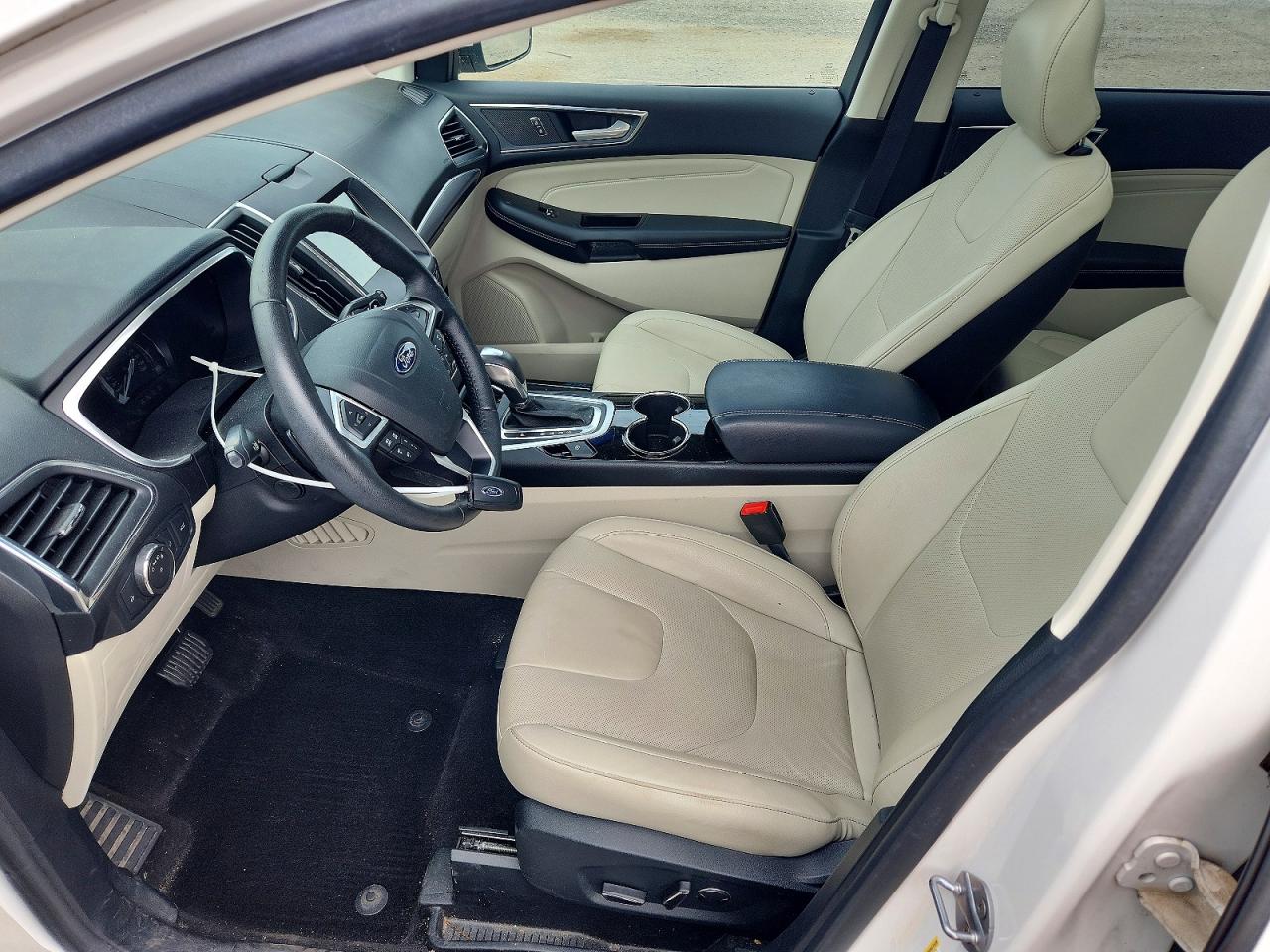 Ford Edge Titanium