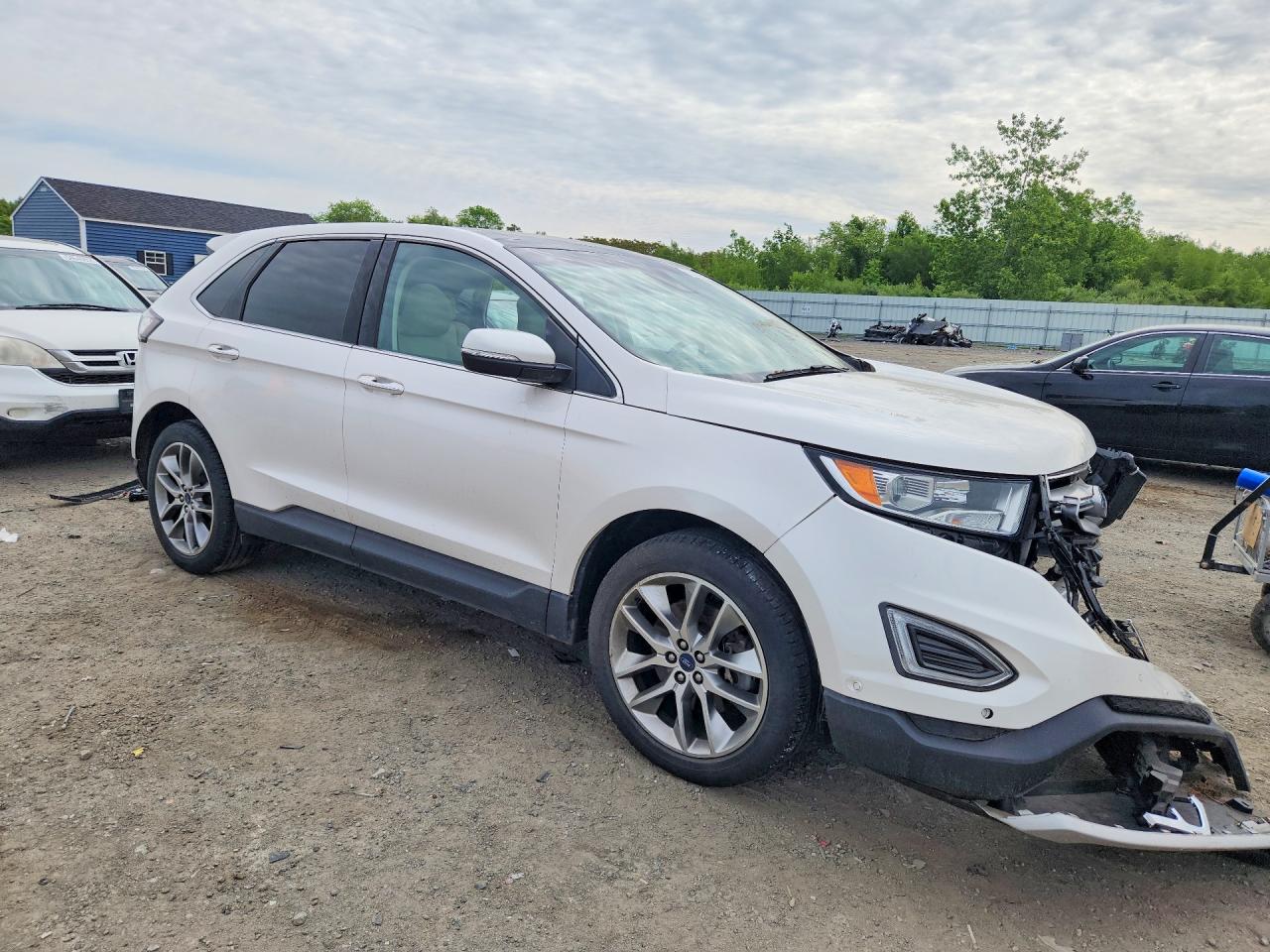 Ford Edge Titanium