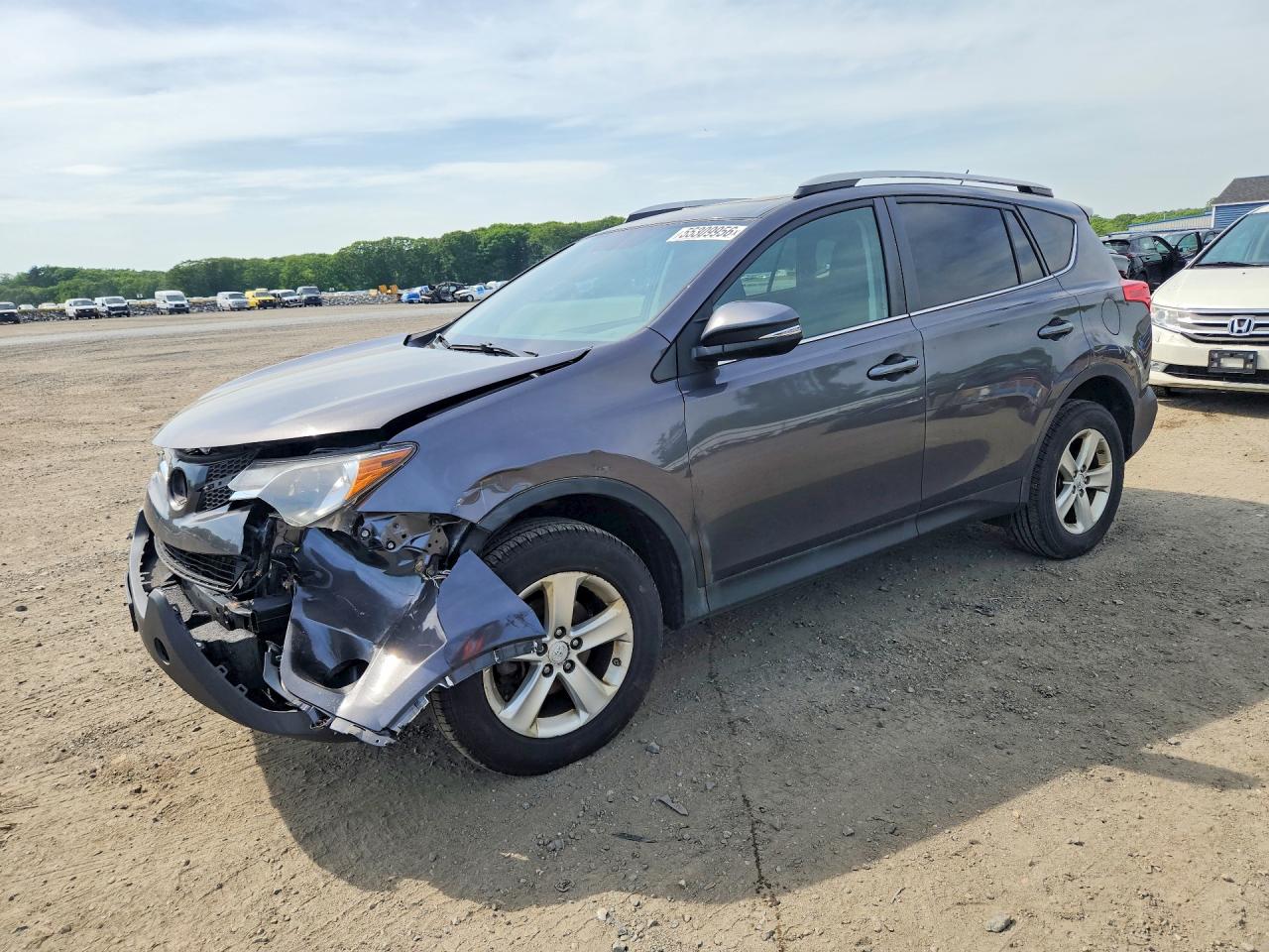 Salvage Toyota RAV4 Image
