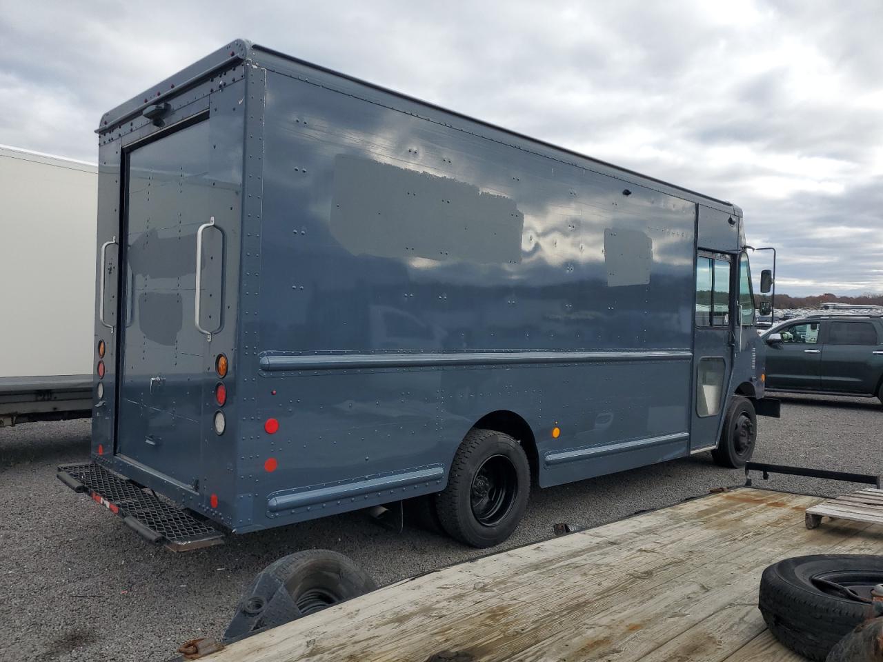 Freightliner Chassis M Line Walk-in Van