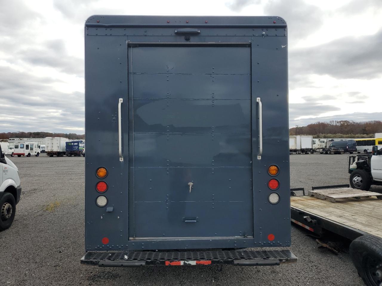 Freightliner Chassis M Line Walk-in Van
