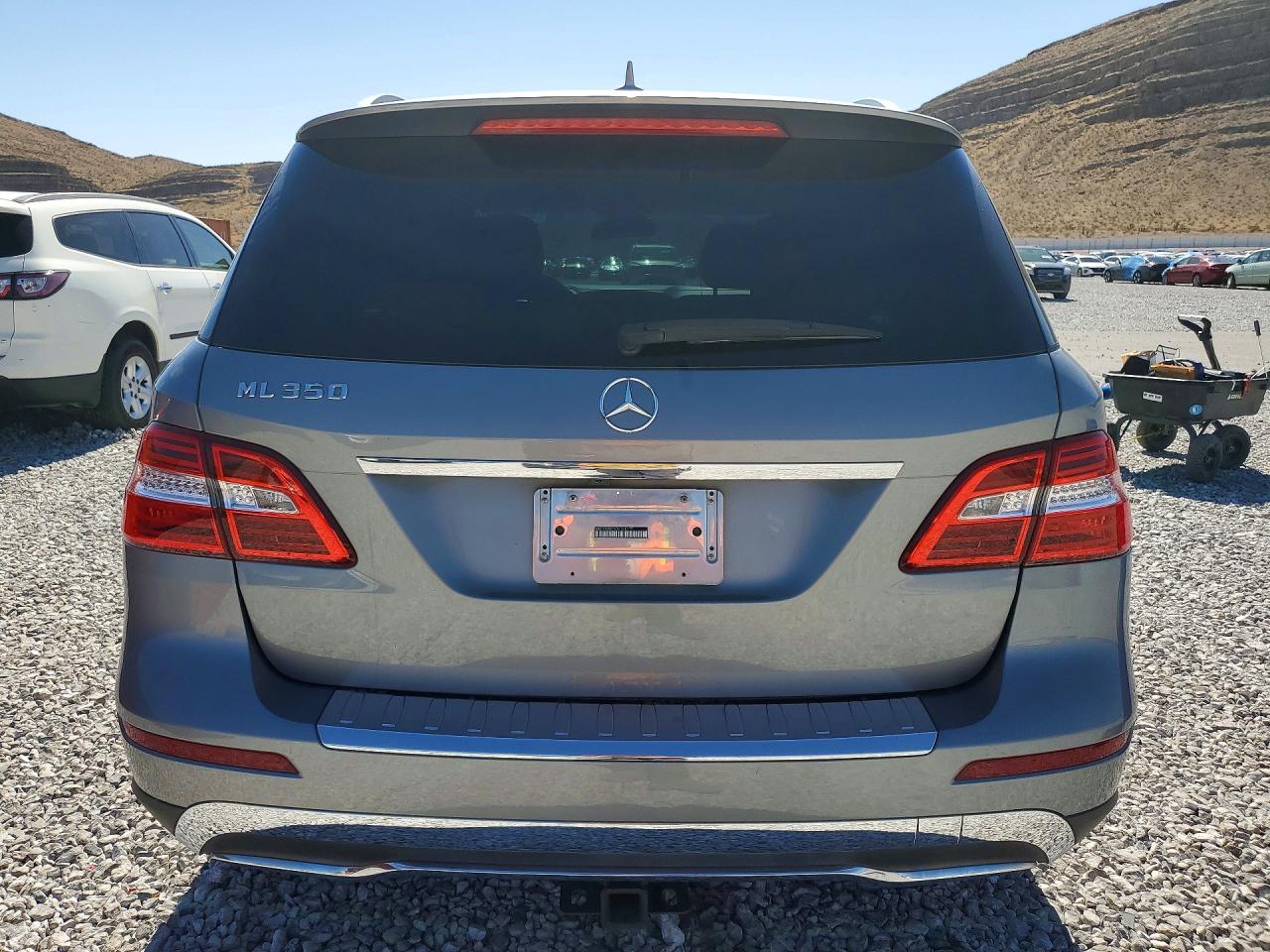 Mercedes-Benz M-Class 350