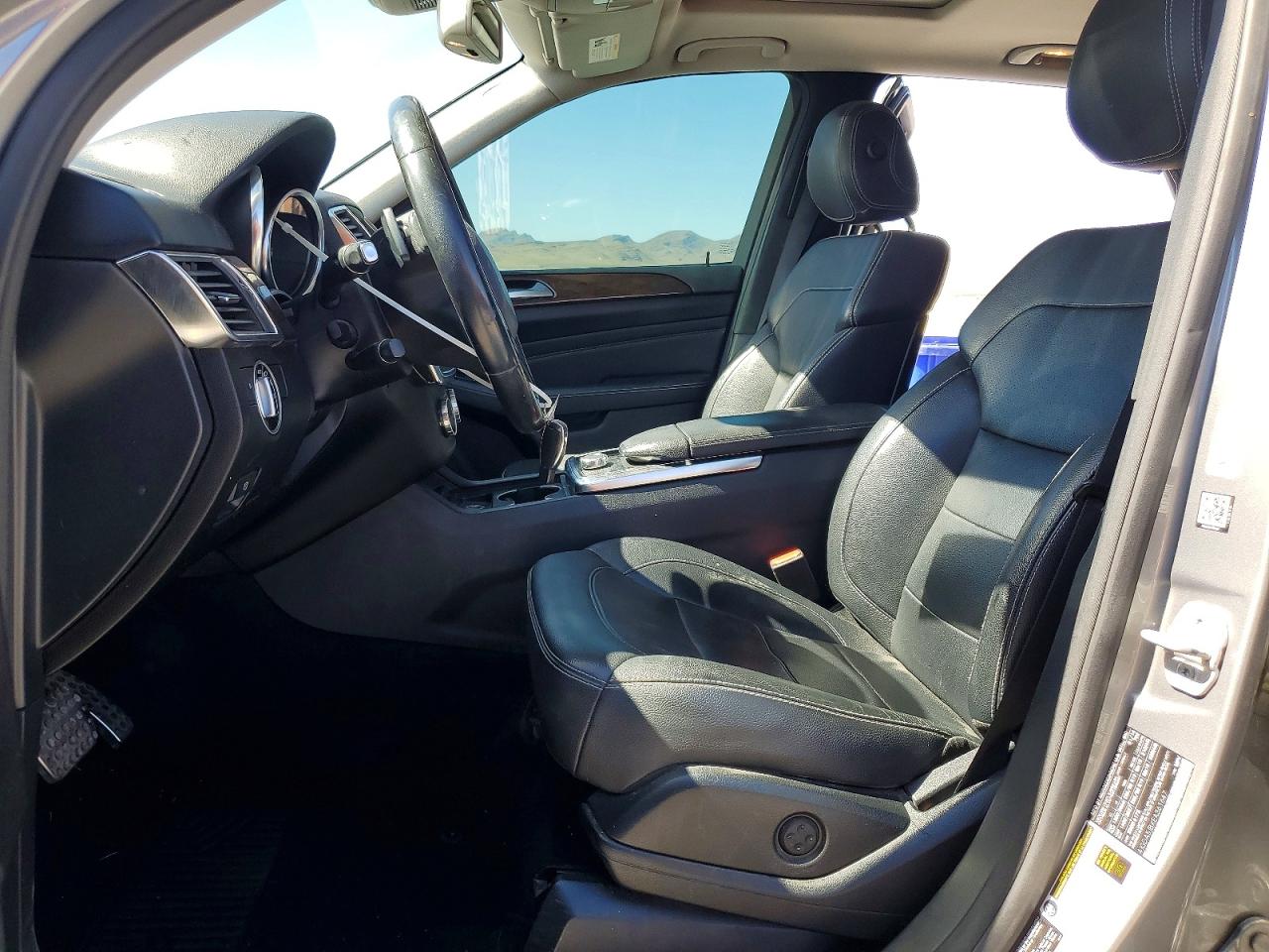 Mercedes-Benz M-Class 350