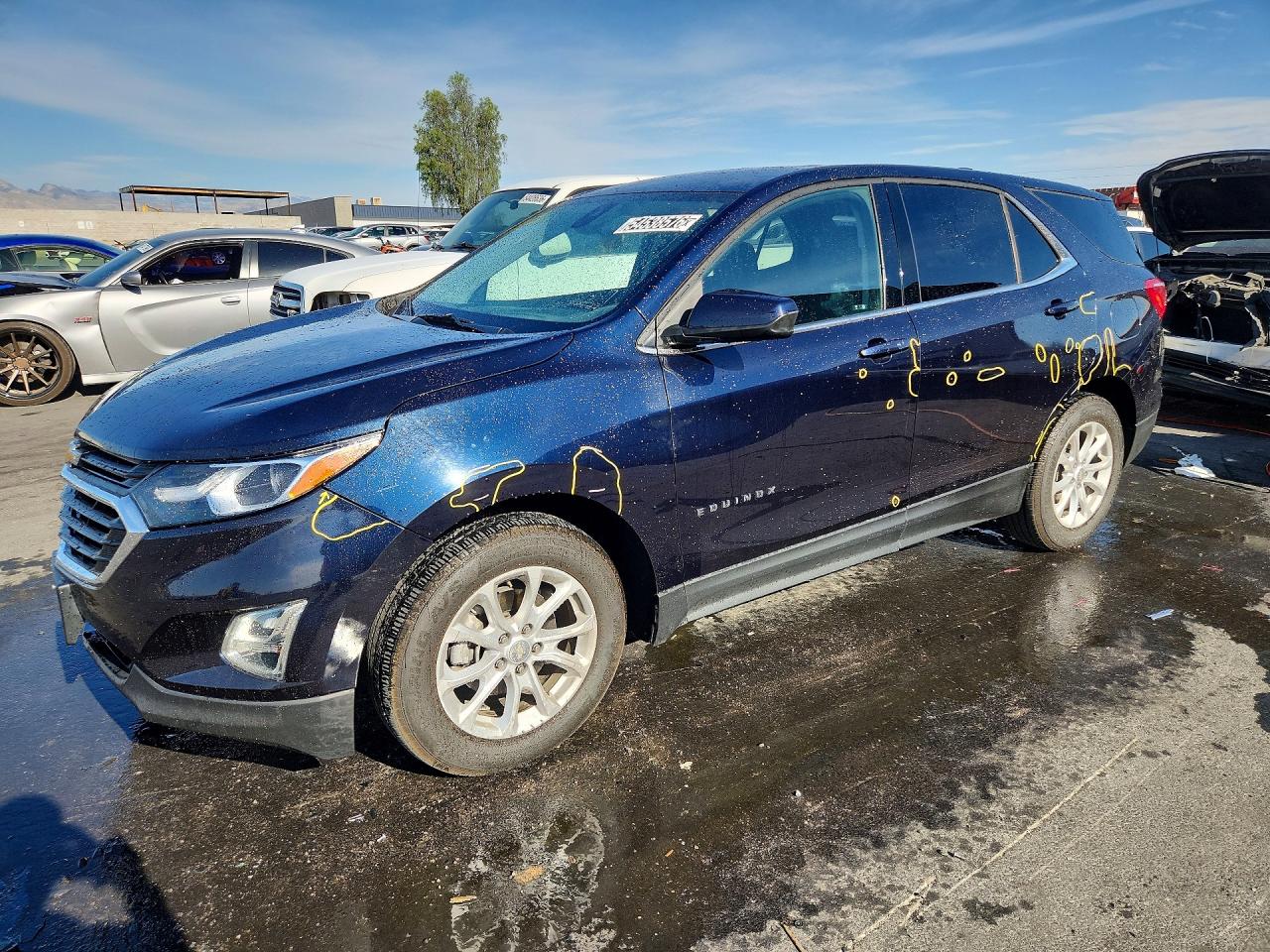 Salvage Chevrolet Equinox Image