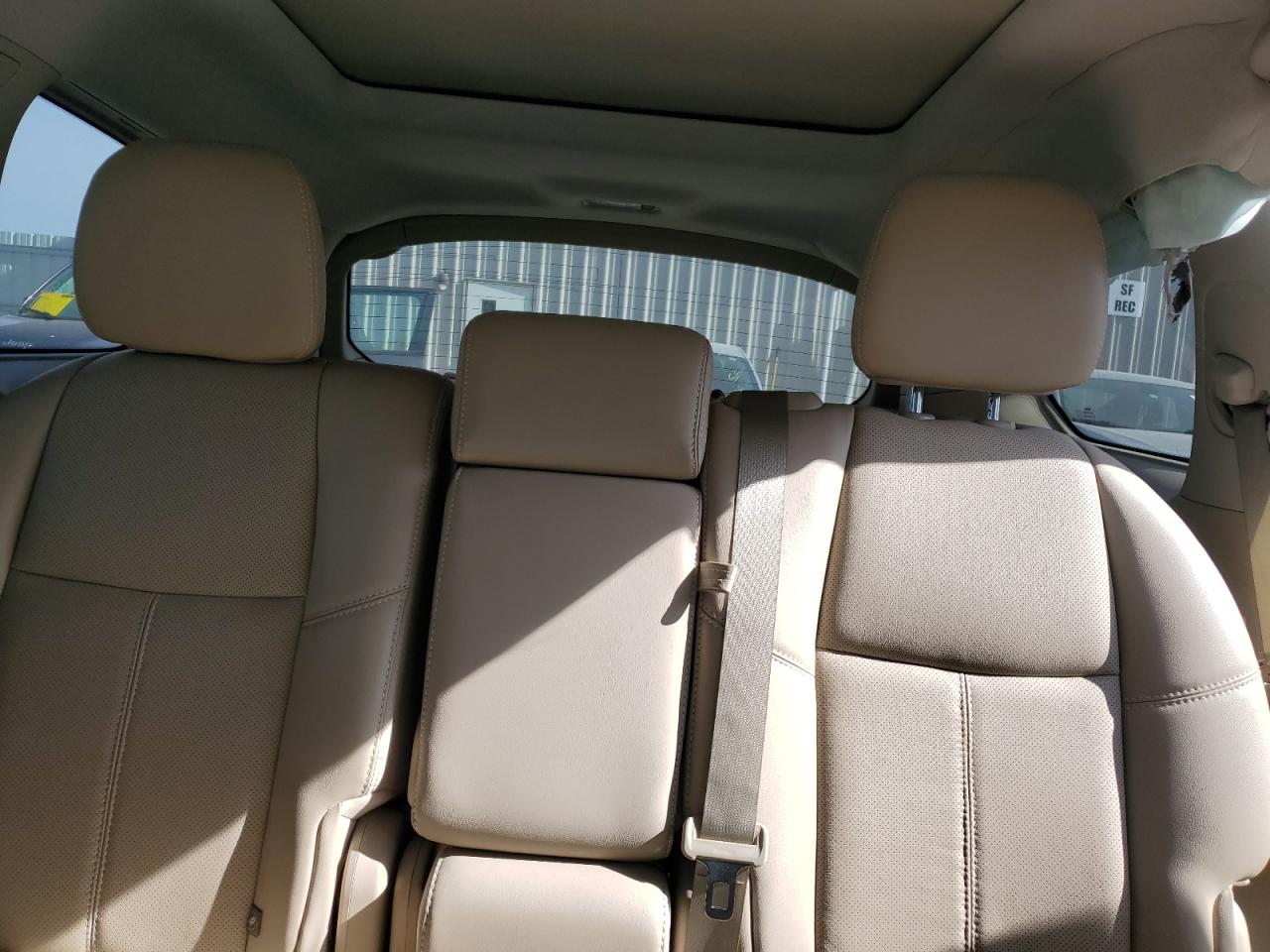 Nissan Pathfinder Platinum
