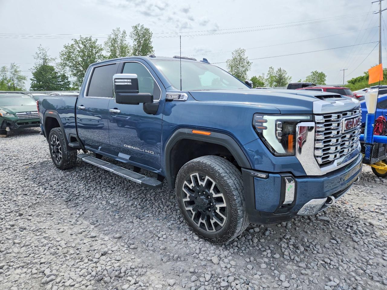 GMC Sierra K2500 Denali