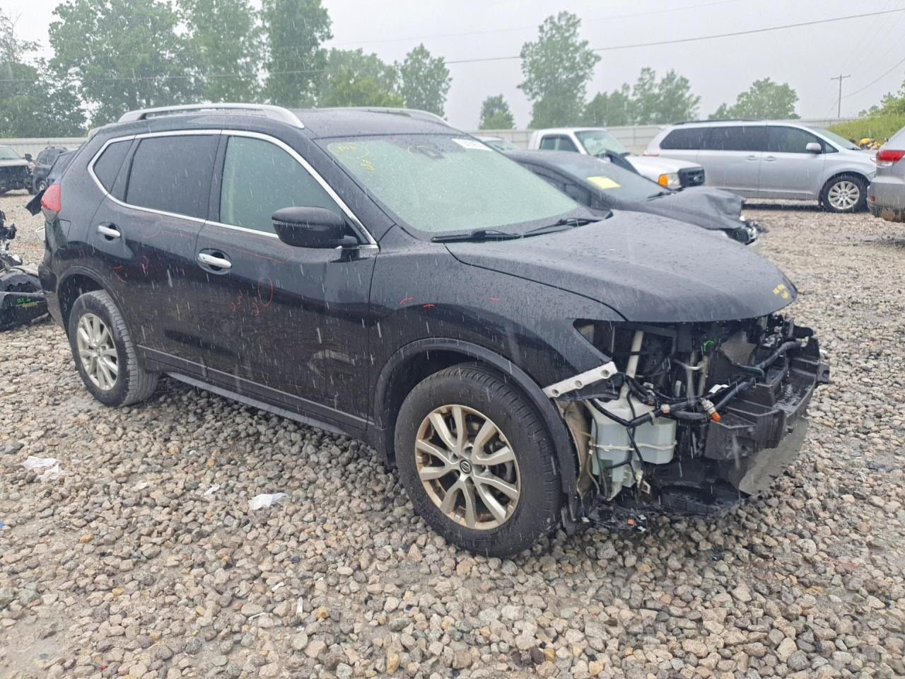 Nissan Rogue S
