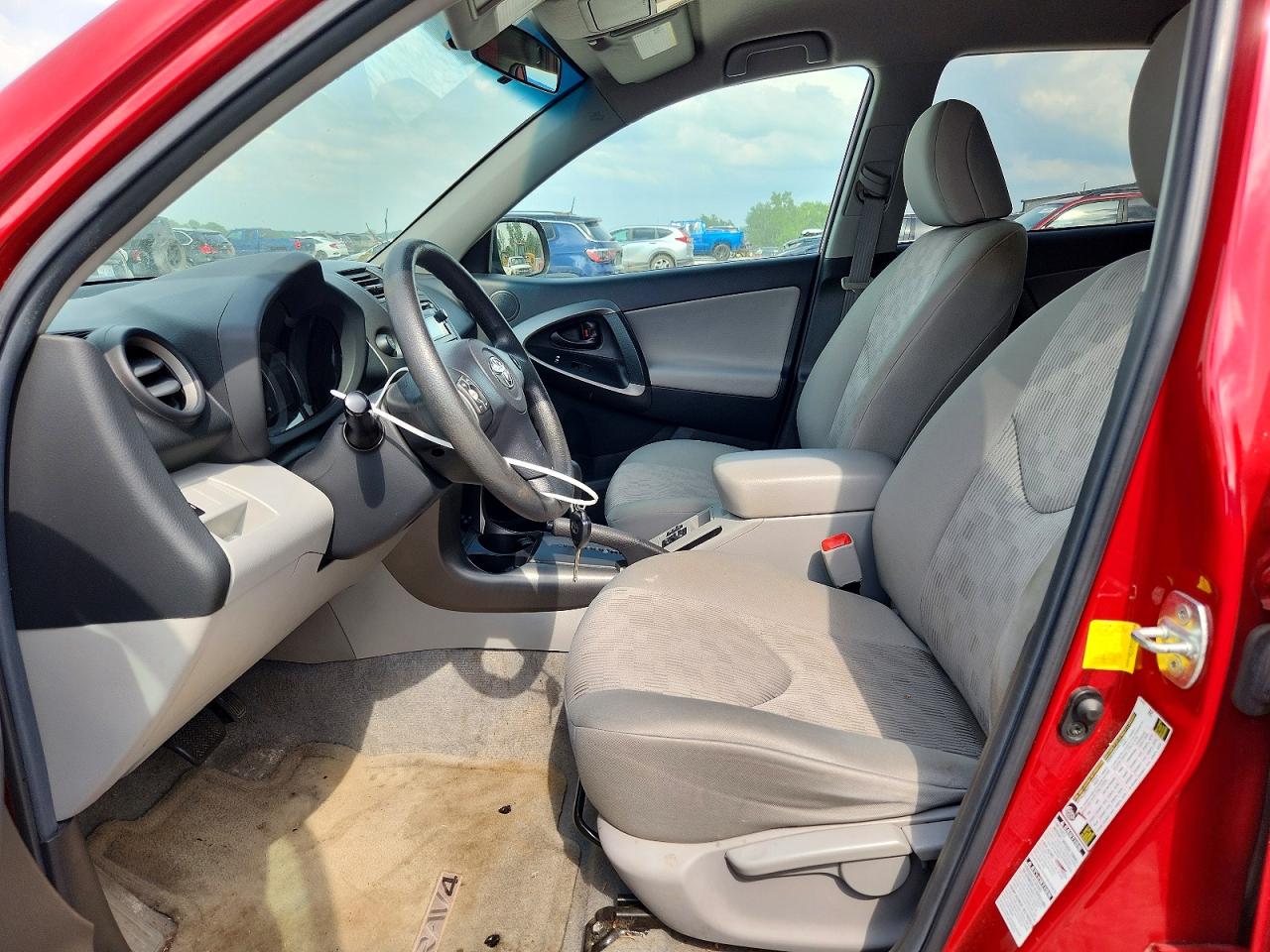 Toyota RAV4 Base