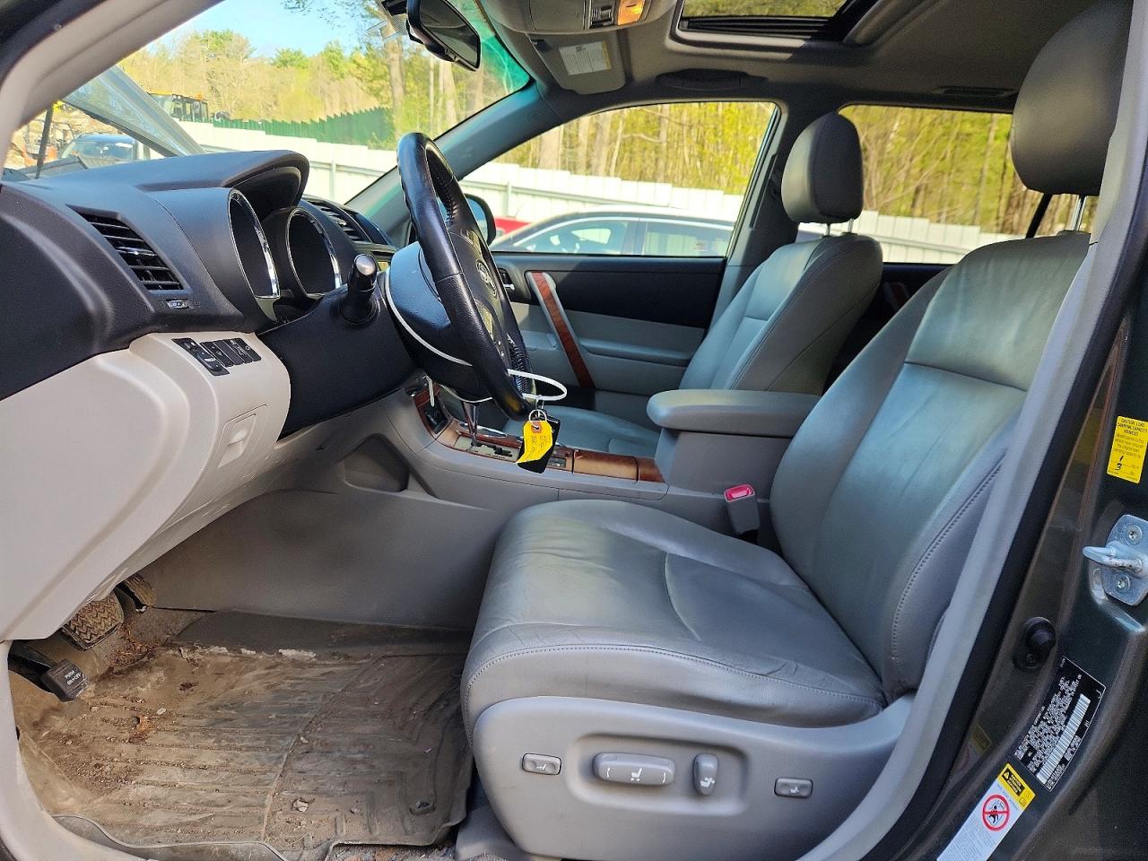 Toyota Highlander Limited