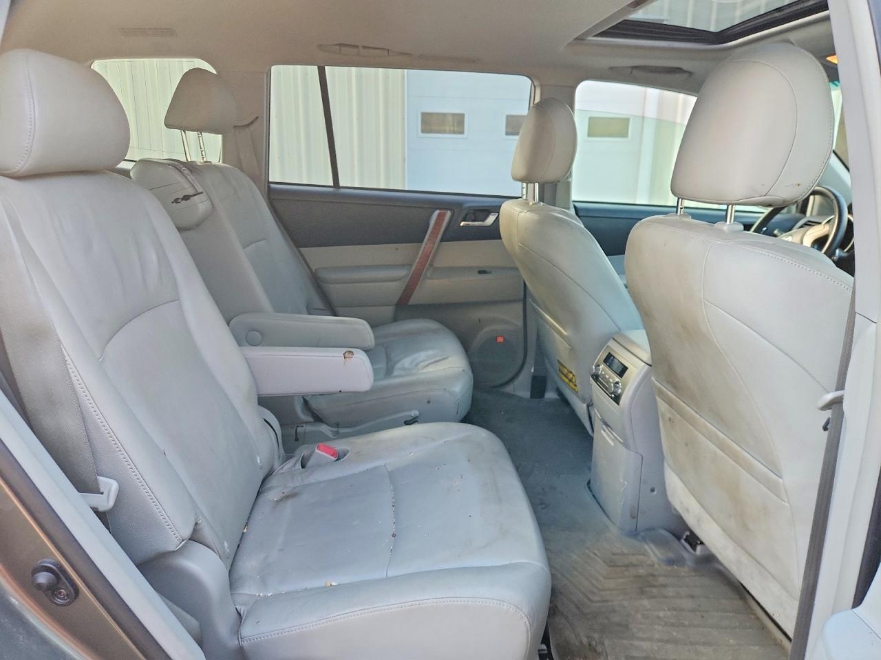 Toyota Highlander Limited