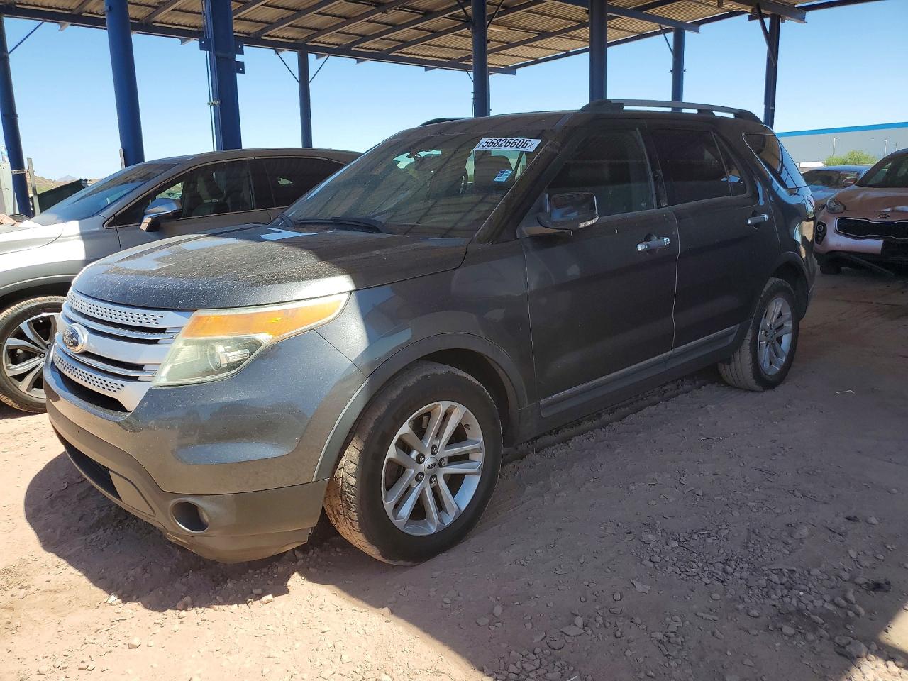 Salvage Ford Explorer Image