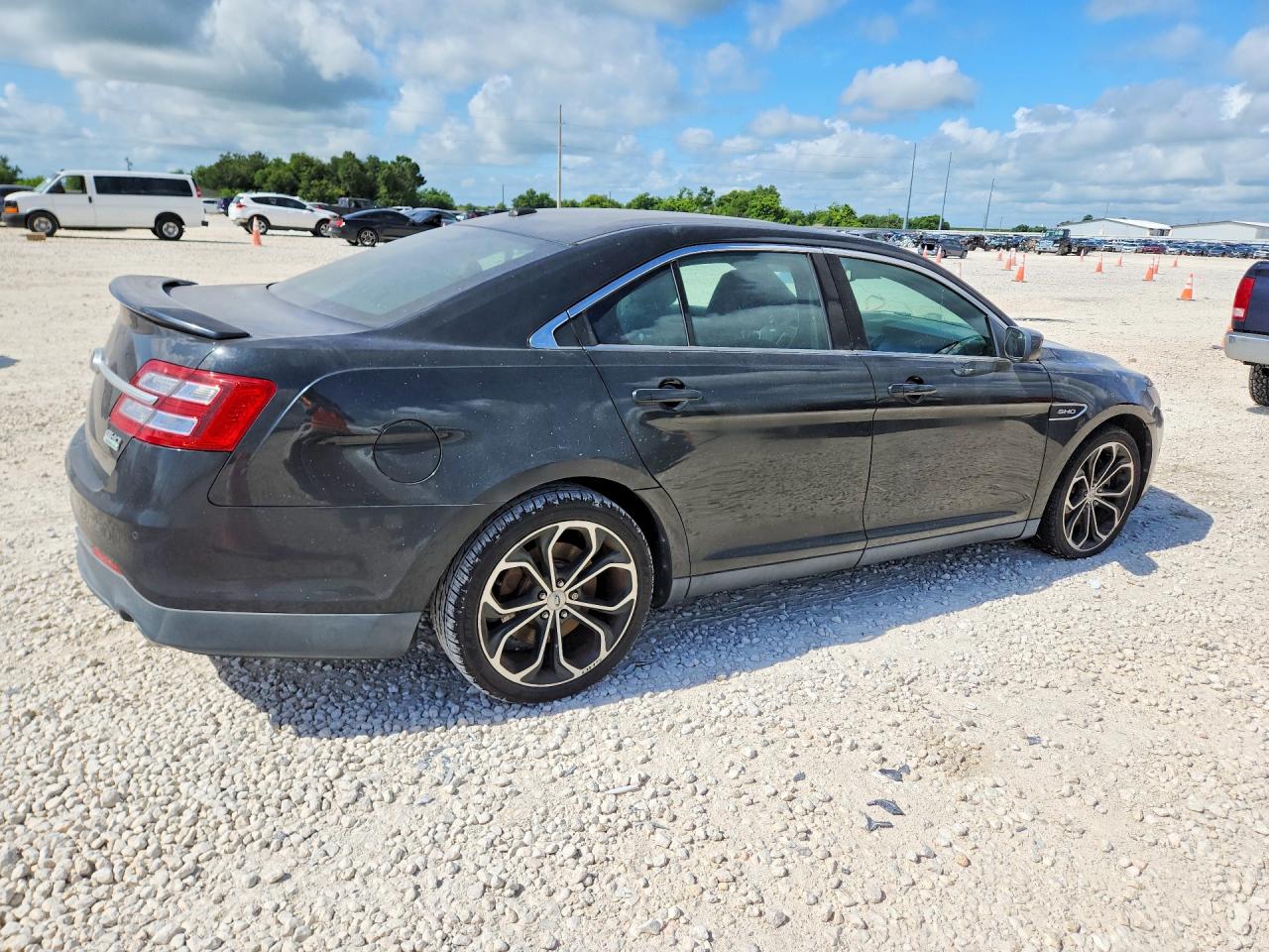 Ford Taurus Sho