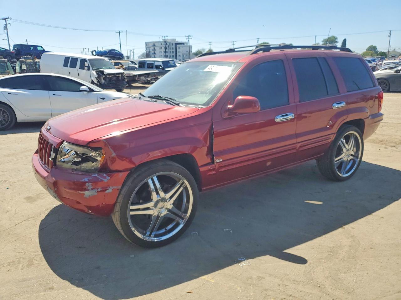 Salvage Jeep Cherokee Image