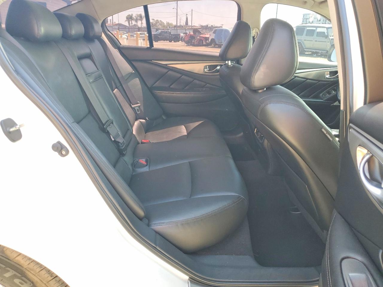 INFINITI Q50 3.0t Premium