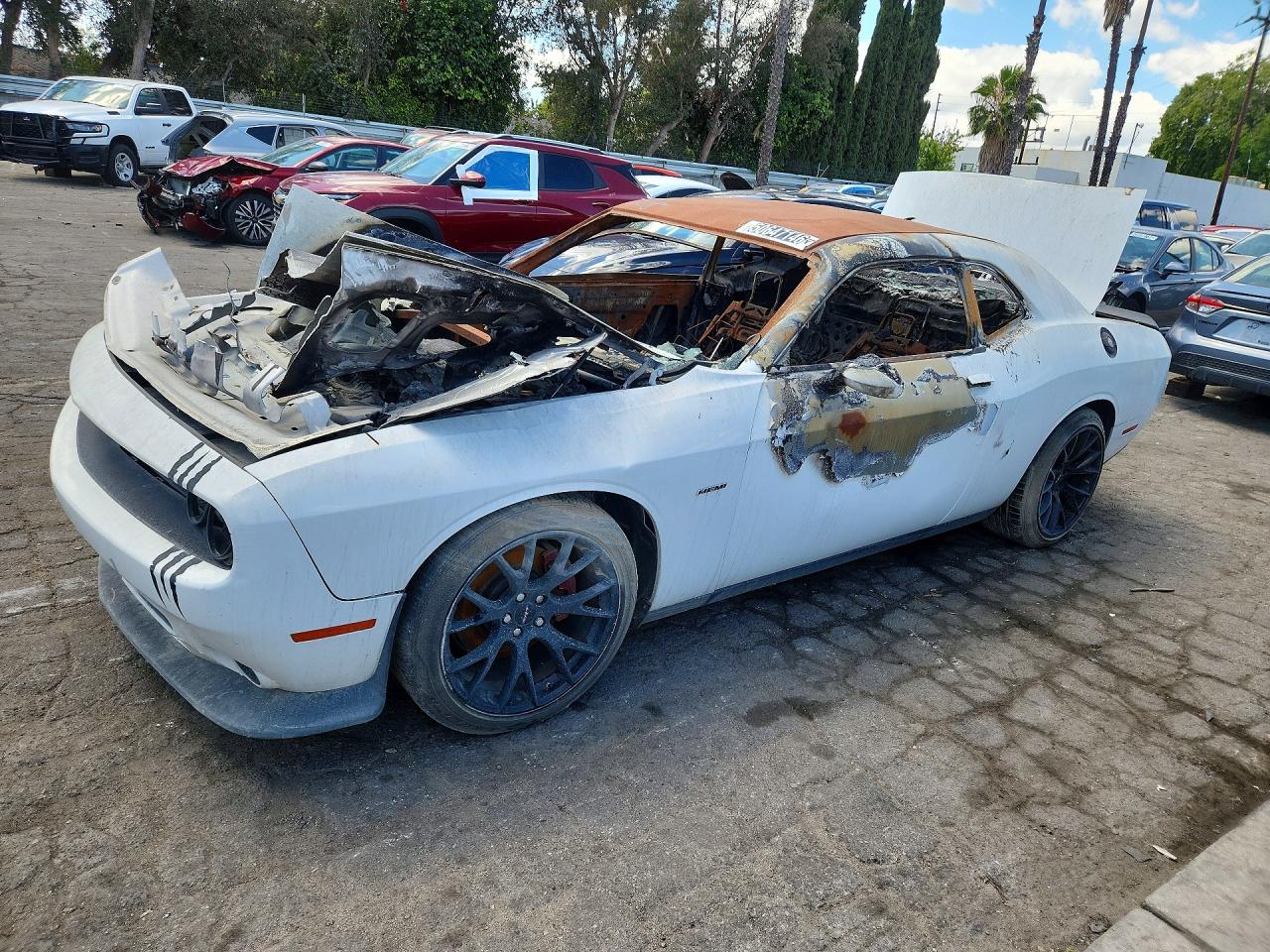 Salvage Dodge Challenger Image