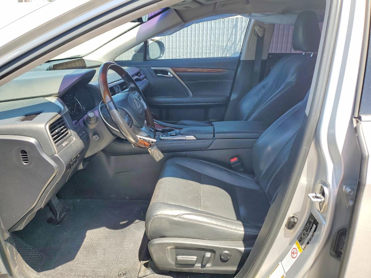 Lexus RX Base