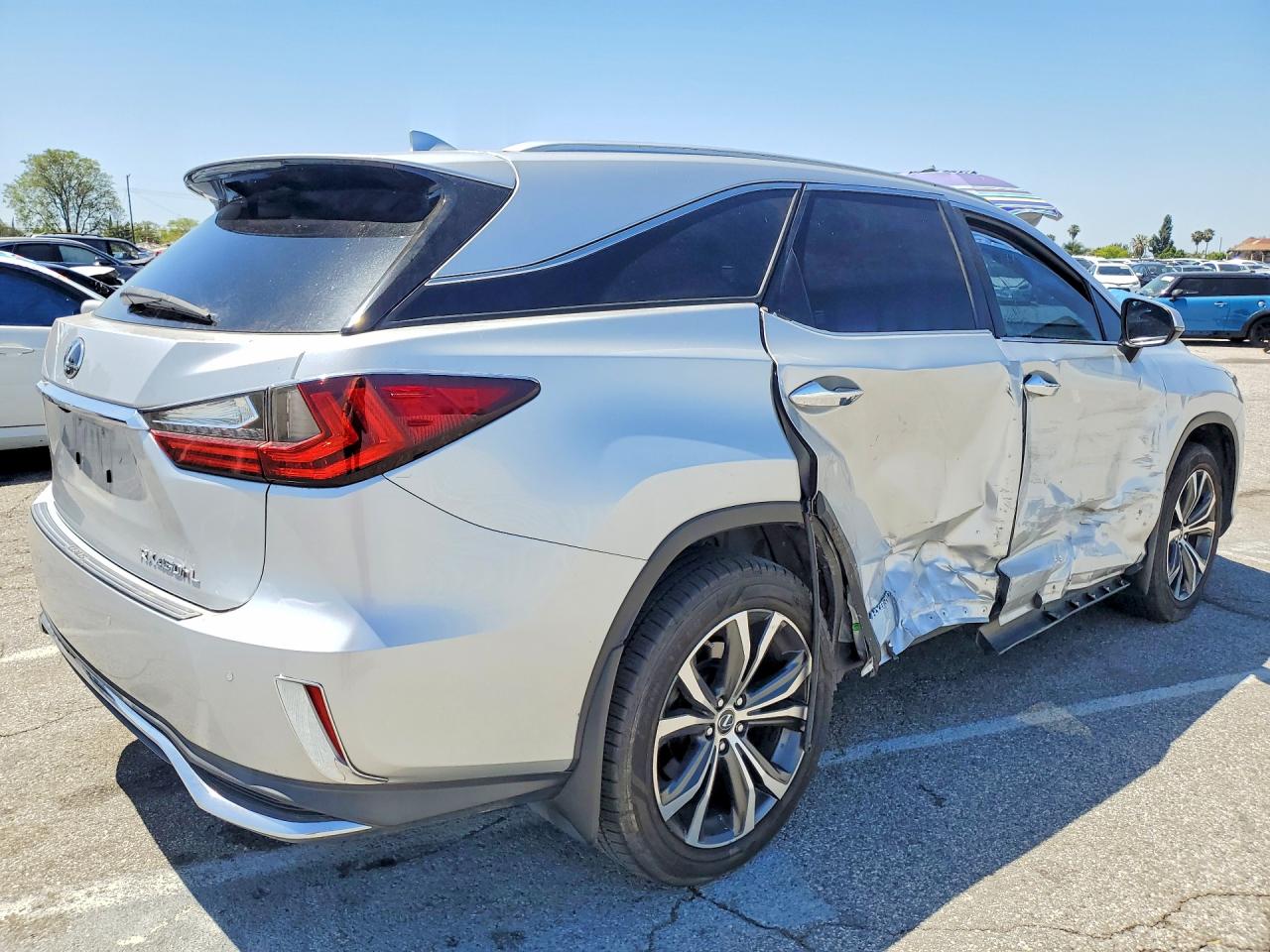 Lexus RX Base