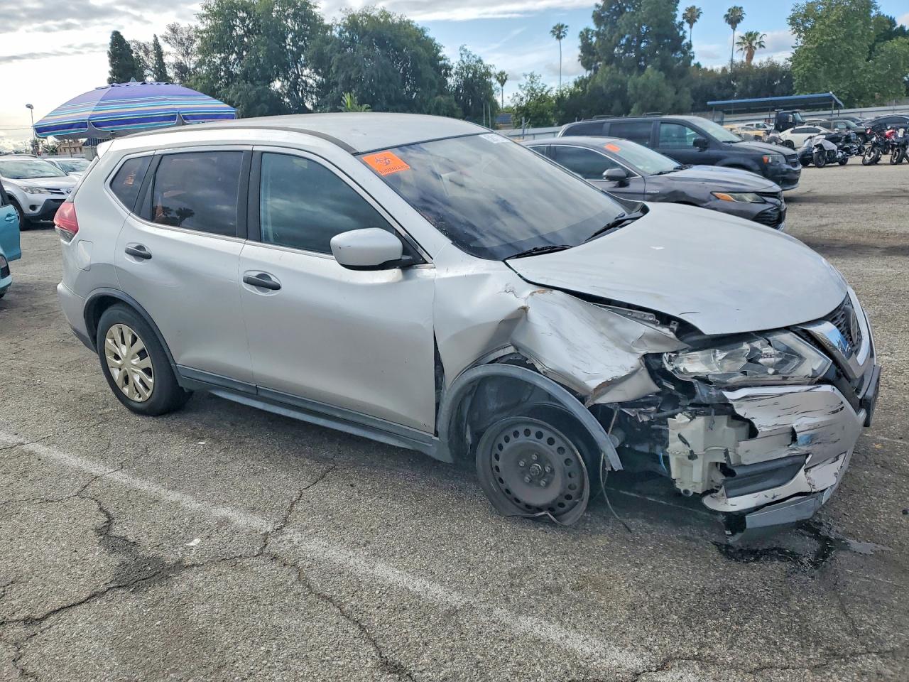 Nissan Rogue S