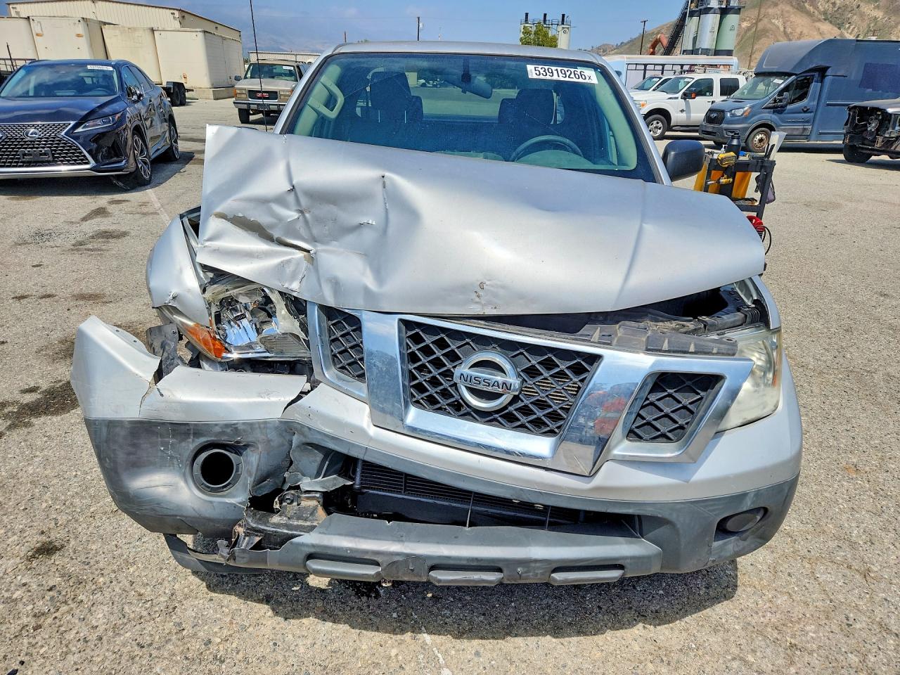 Nissan Frontier S
