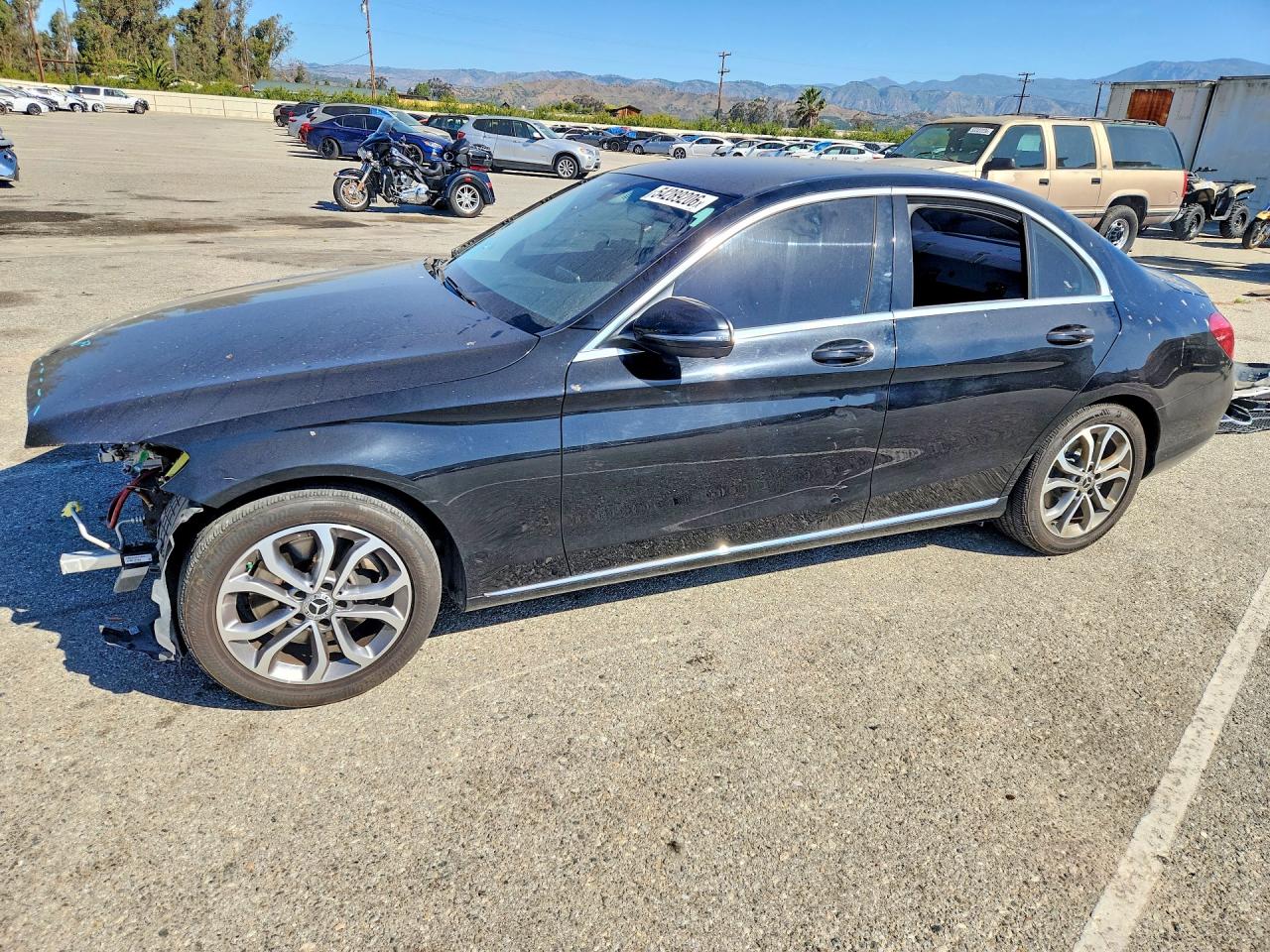 Salvage Mercedes-Benz C-Class Image