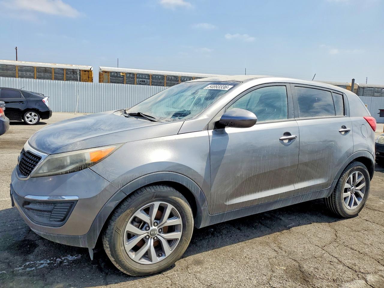Salvage Kia Sportage Image