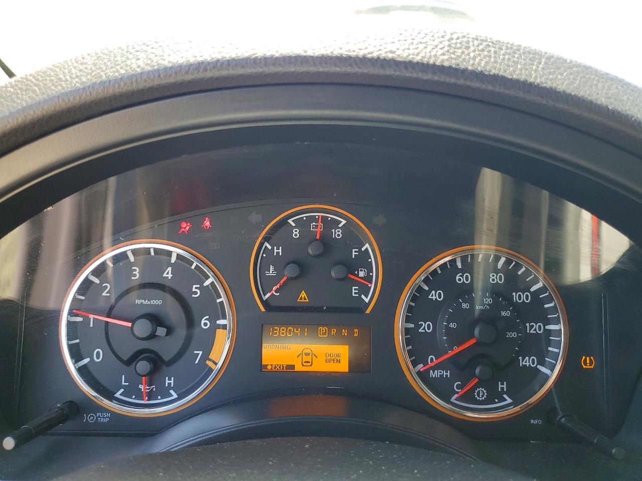 Nissan Armada Sl