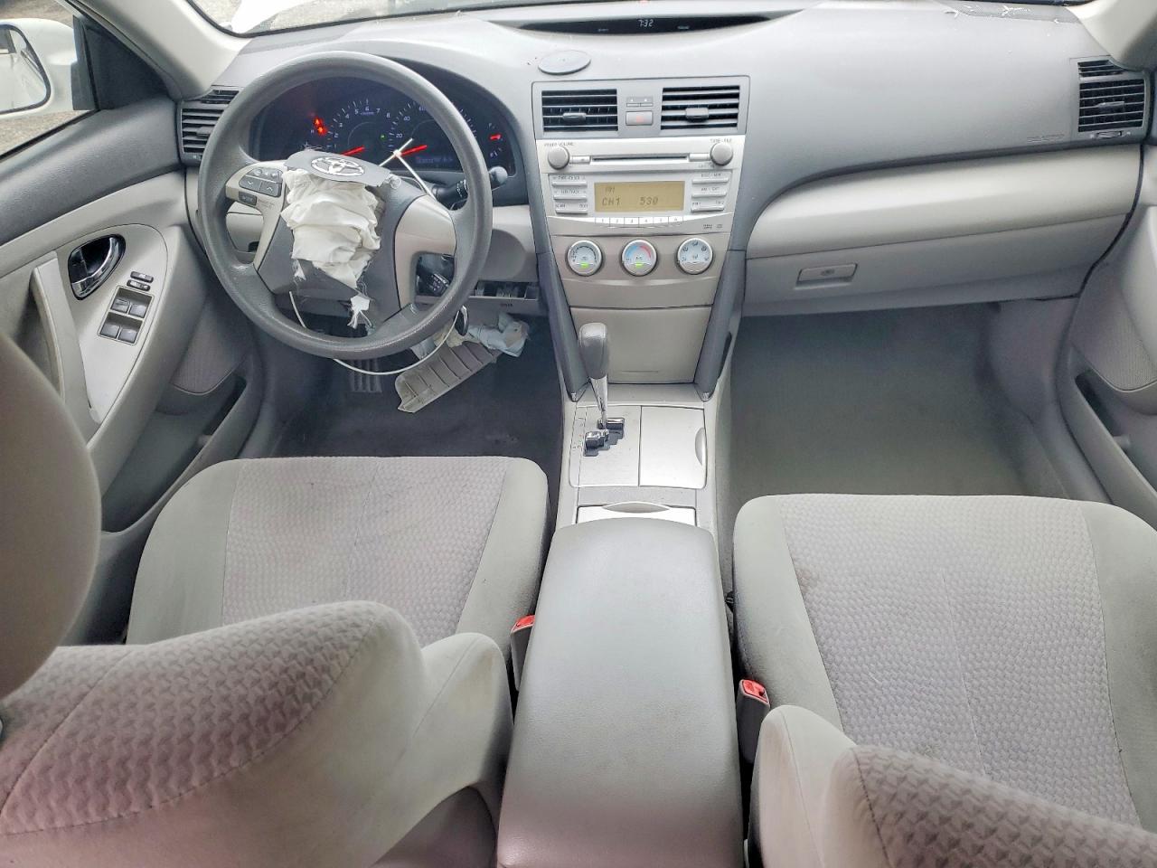 Toyota Camry Base