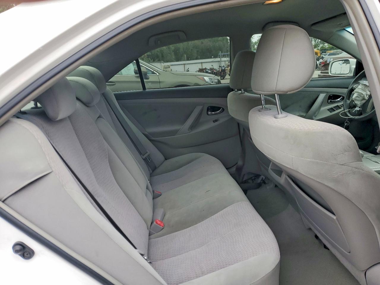 Toyota Camry Base