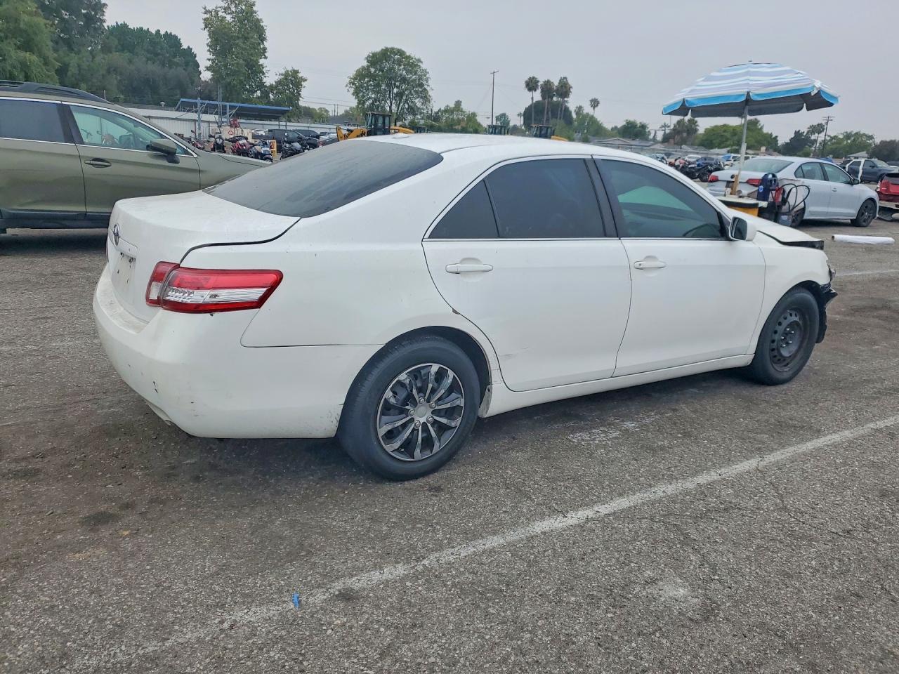 Toyota Camry Base