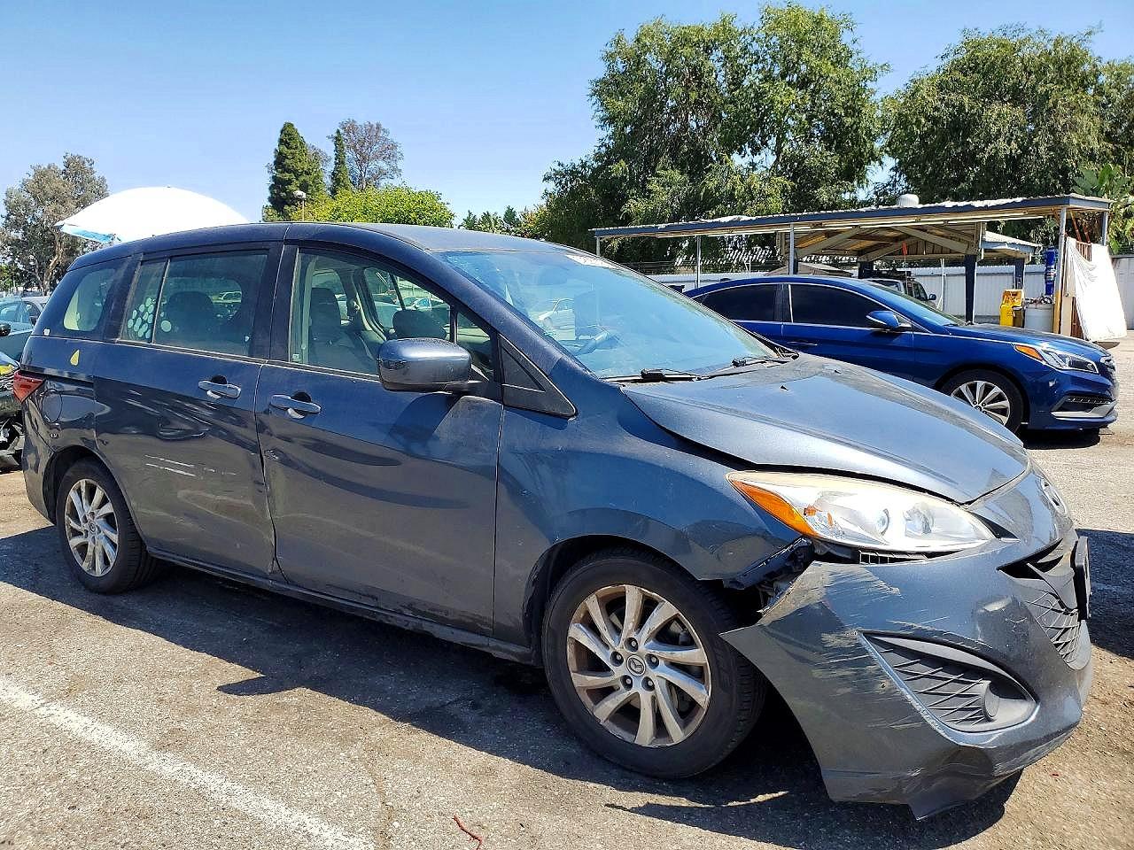 Mazda 5