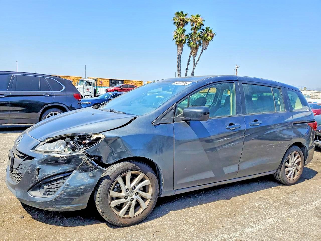 Salvage Mazda 5 Image