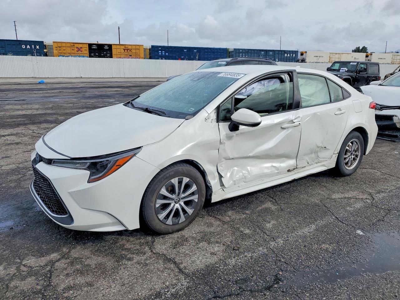 Salvage Toyota Corolla Image