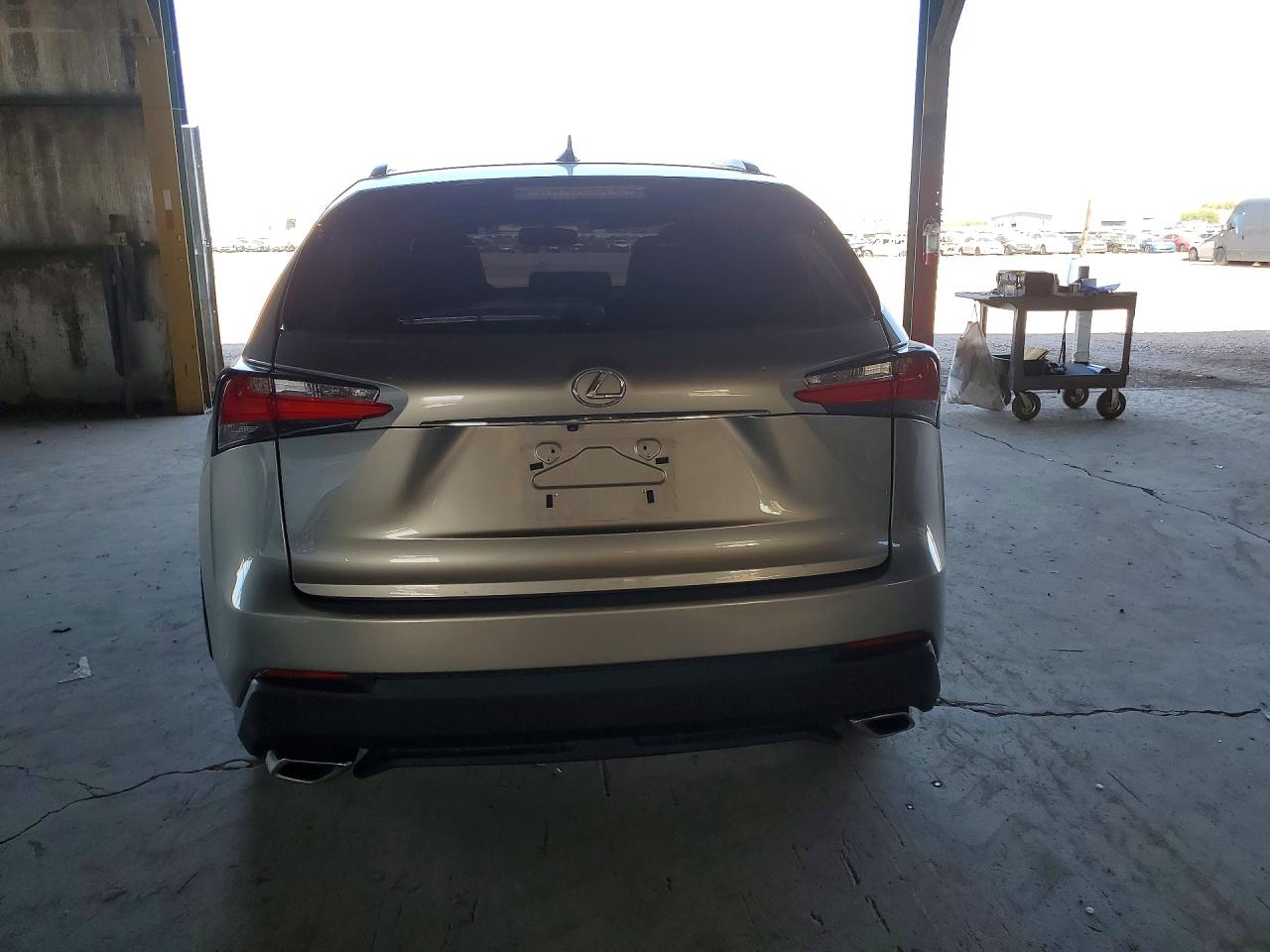 Lexus NX Base