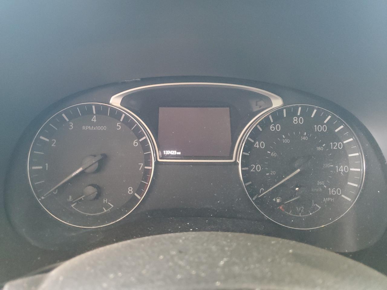 Nissan Pathfinder S