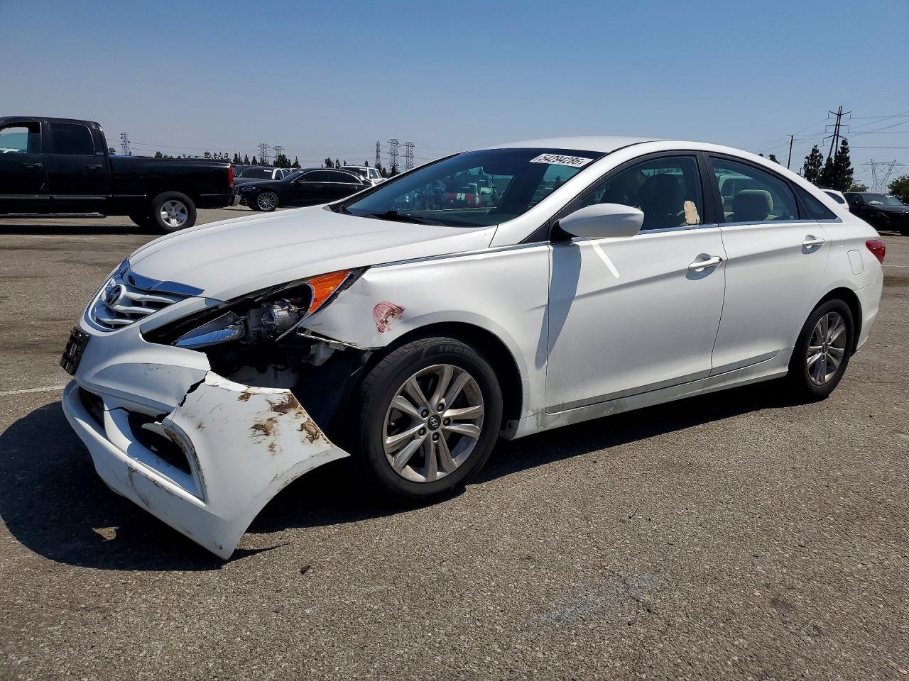 Salvage Hyundai SONATA Image