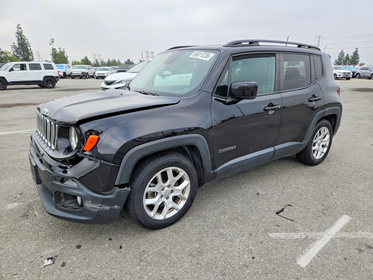 Salvage Jeep Renegade Image