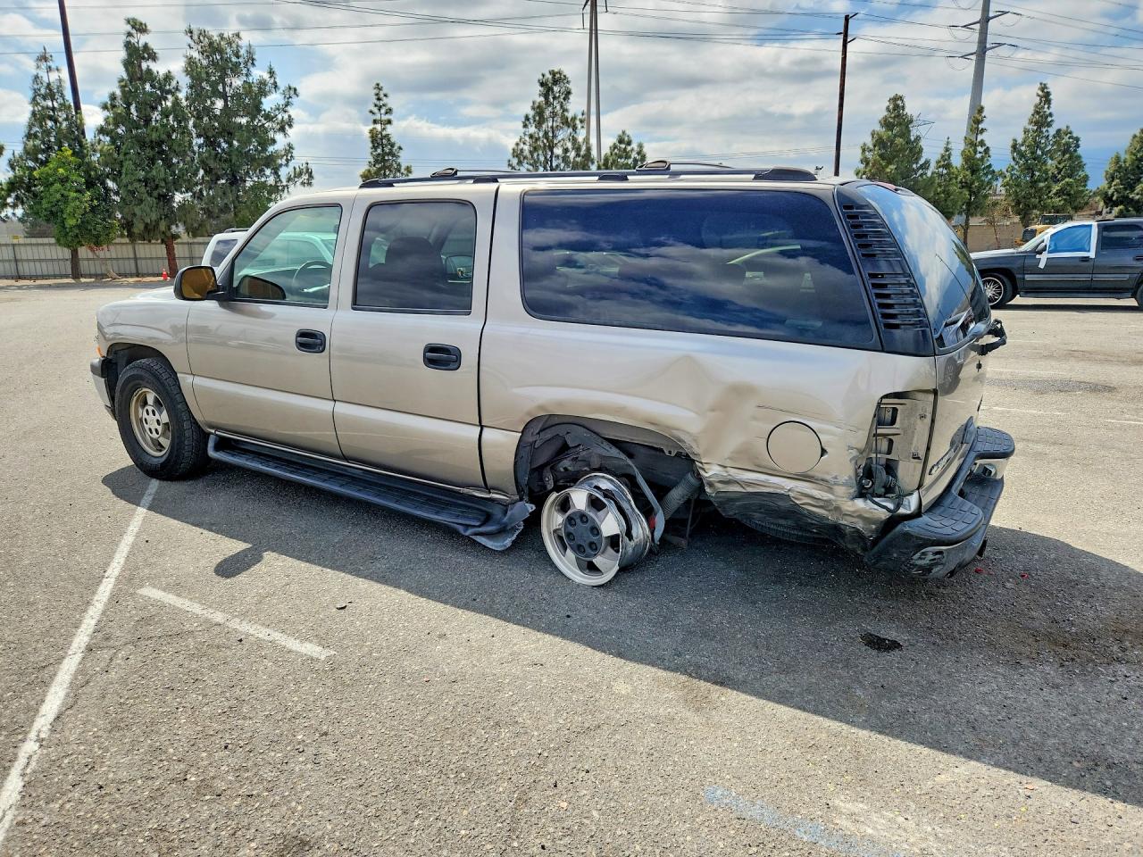 Chevrolet Suburban C1500