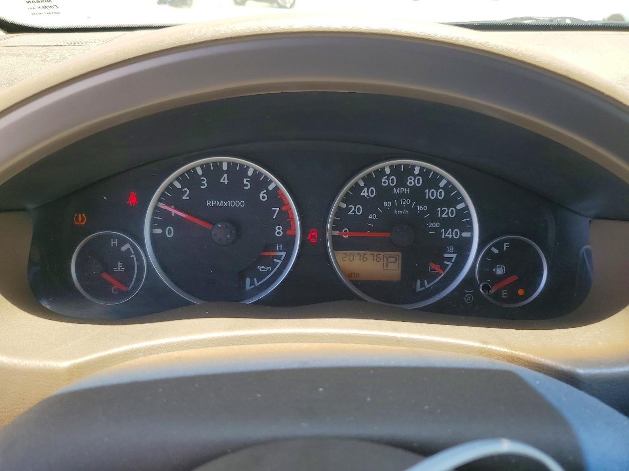 Nissan Pathfinder Xe