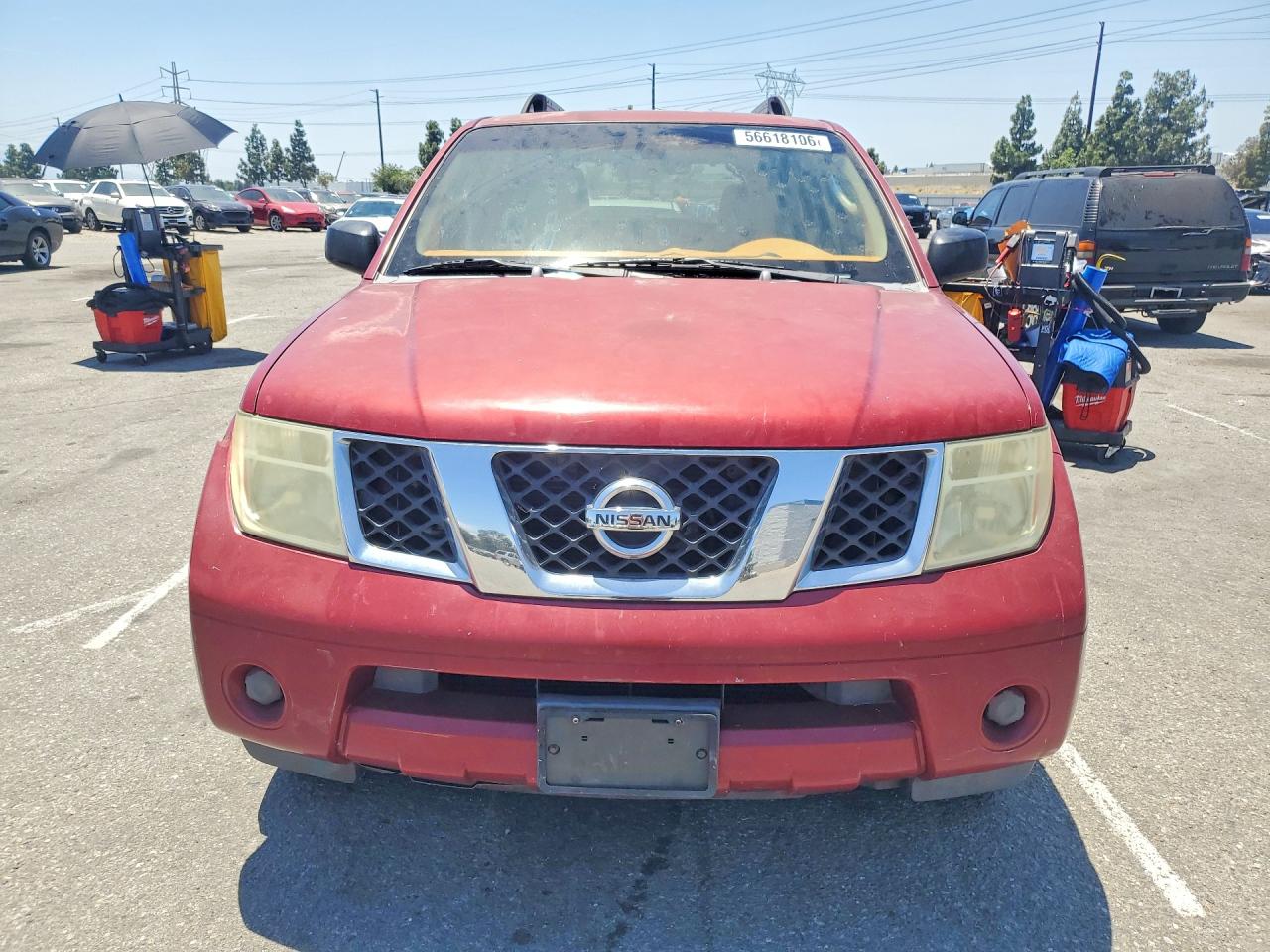 Nissan Pathfinder Xe