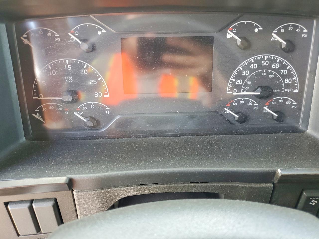 Volvo Vnl860